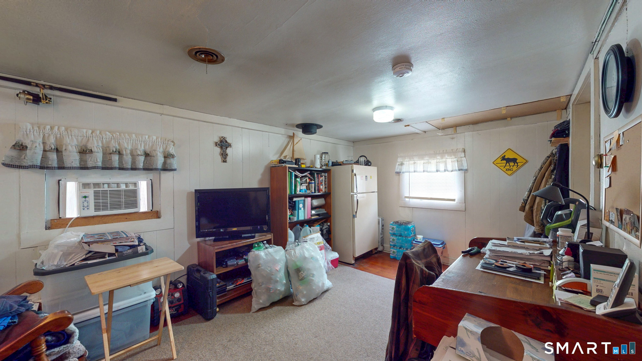 90 Water Street Property Photo 6