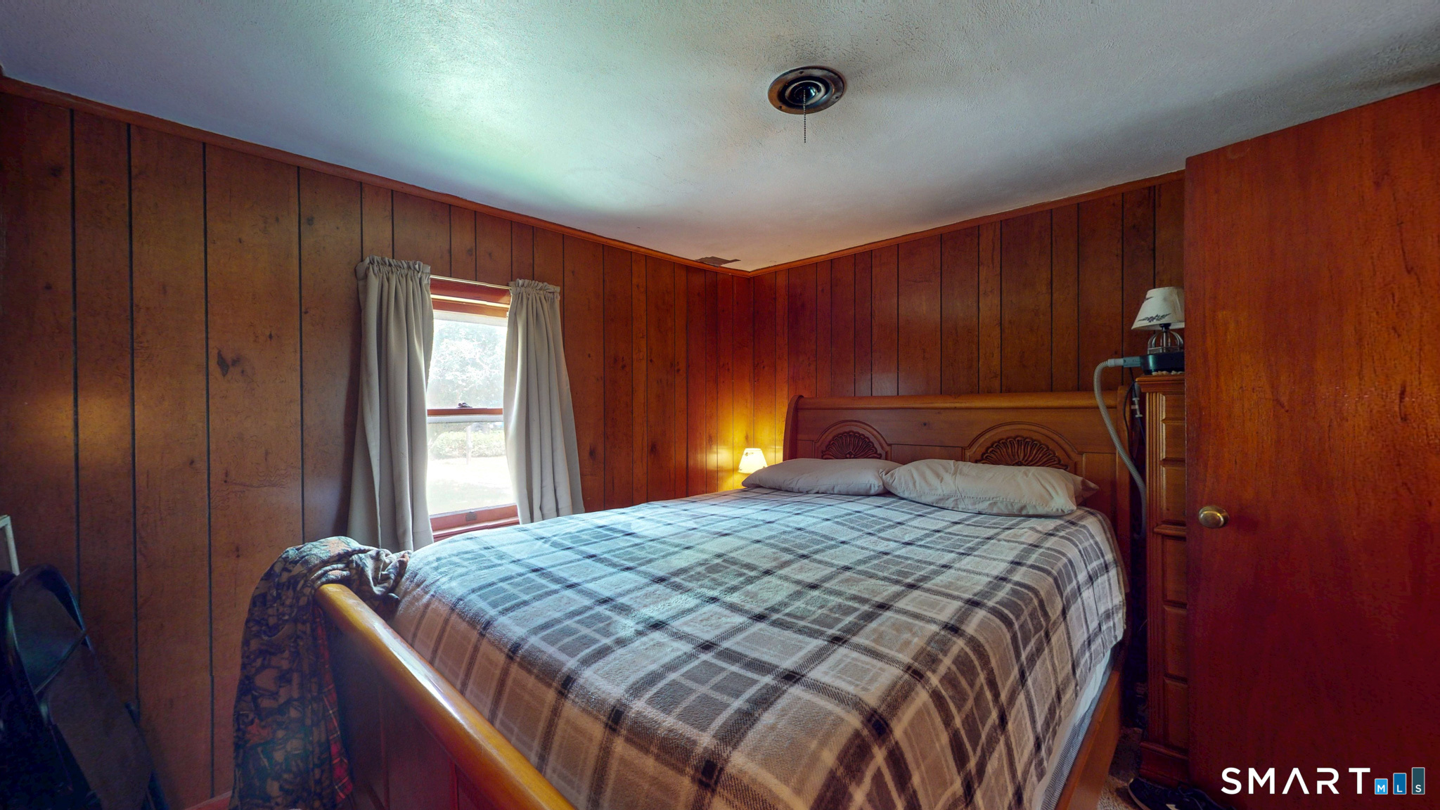 90 Water Street Property Photo 8