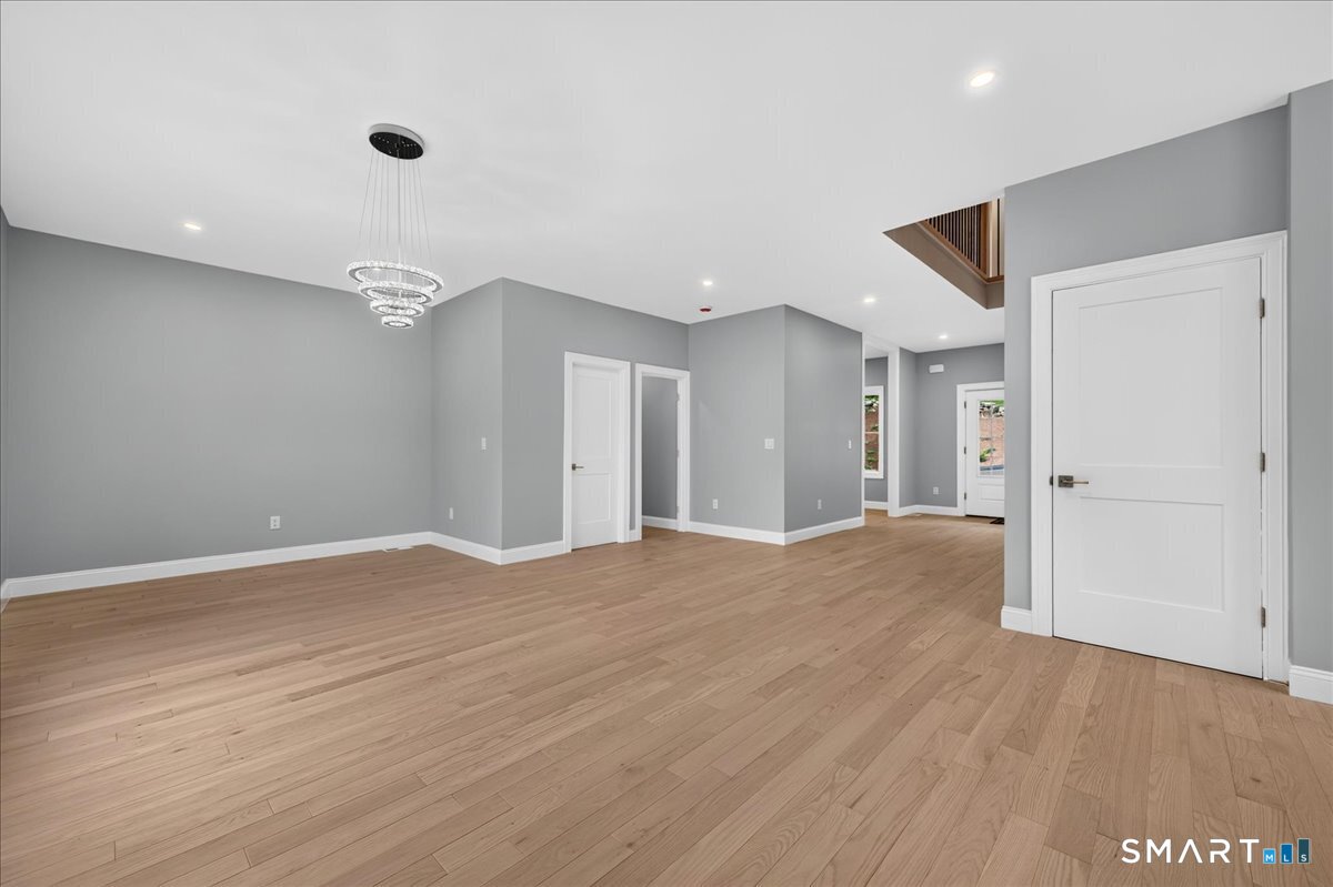 123 Scott Road Property Photo 16