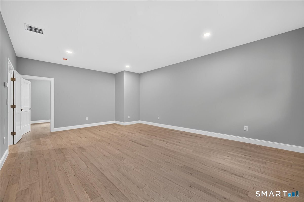 123 Scott Road Property Photo 26