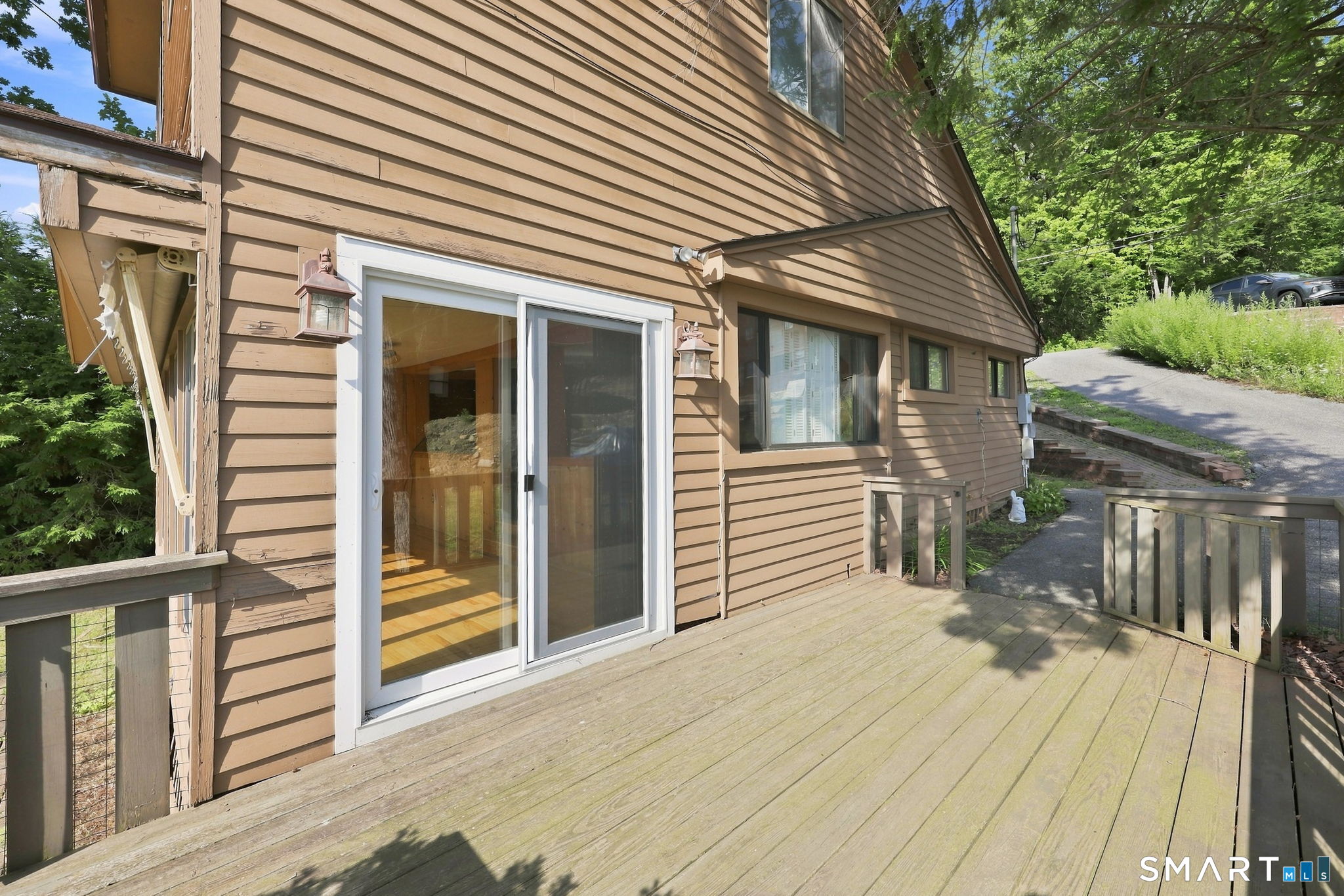 600 Wakefield East Boulevard Property Photo 5
