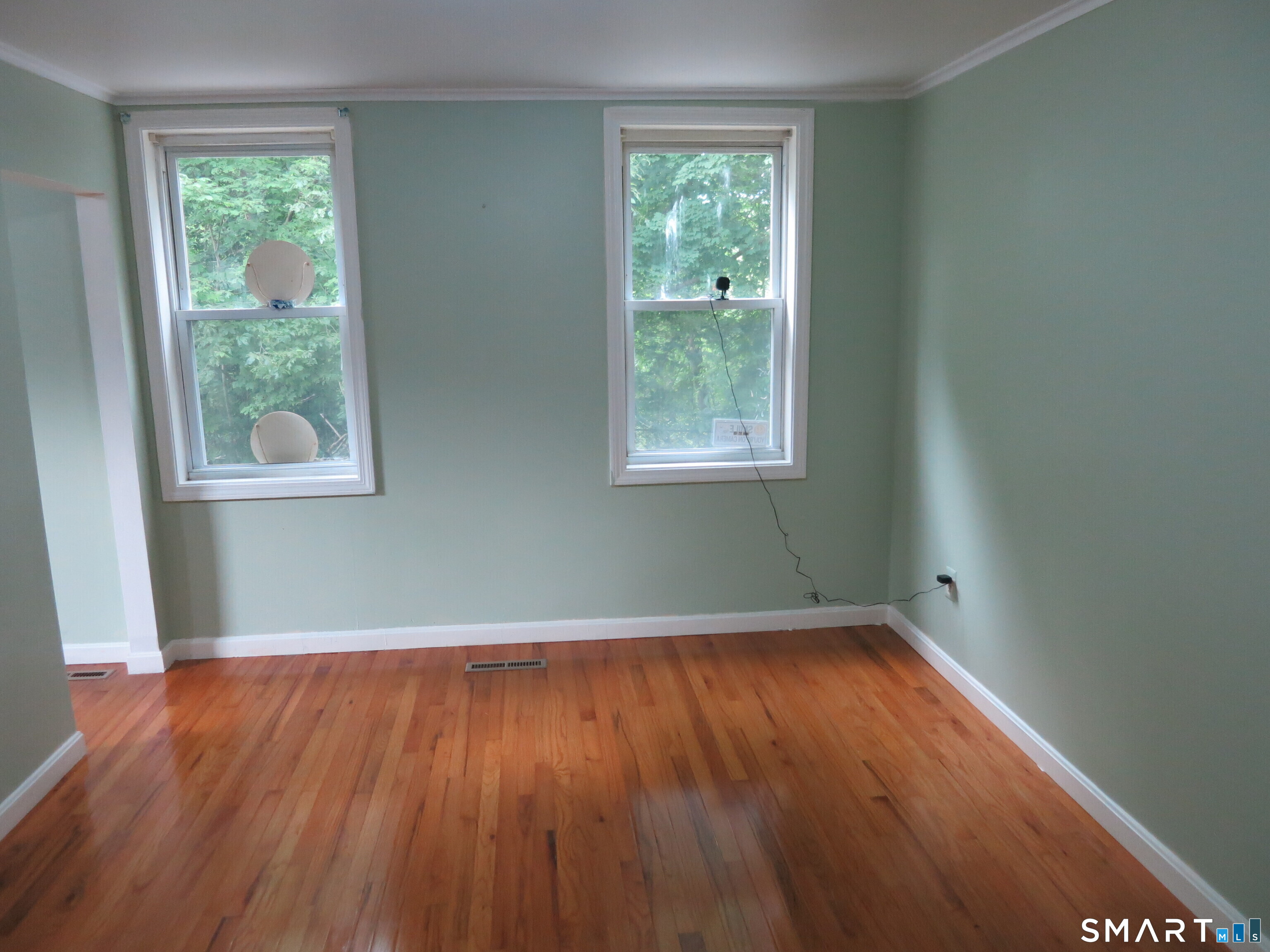 983 Riverside Drive Property Photo 7