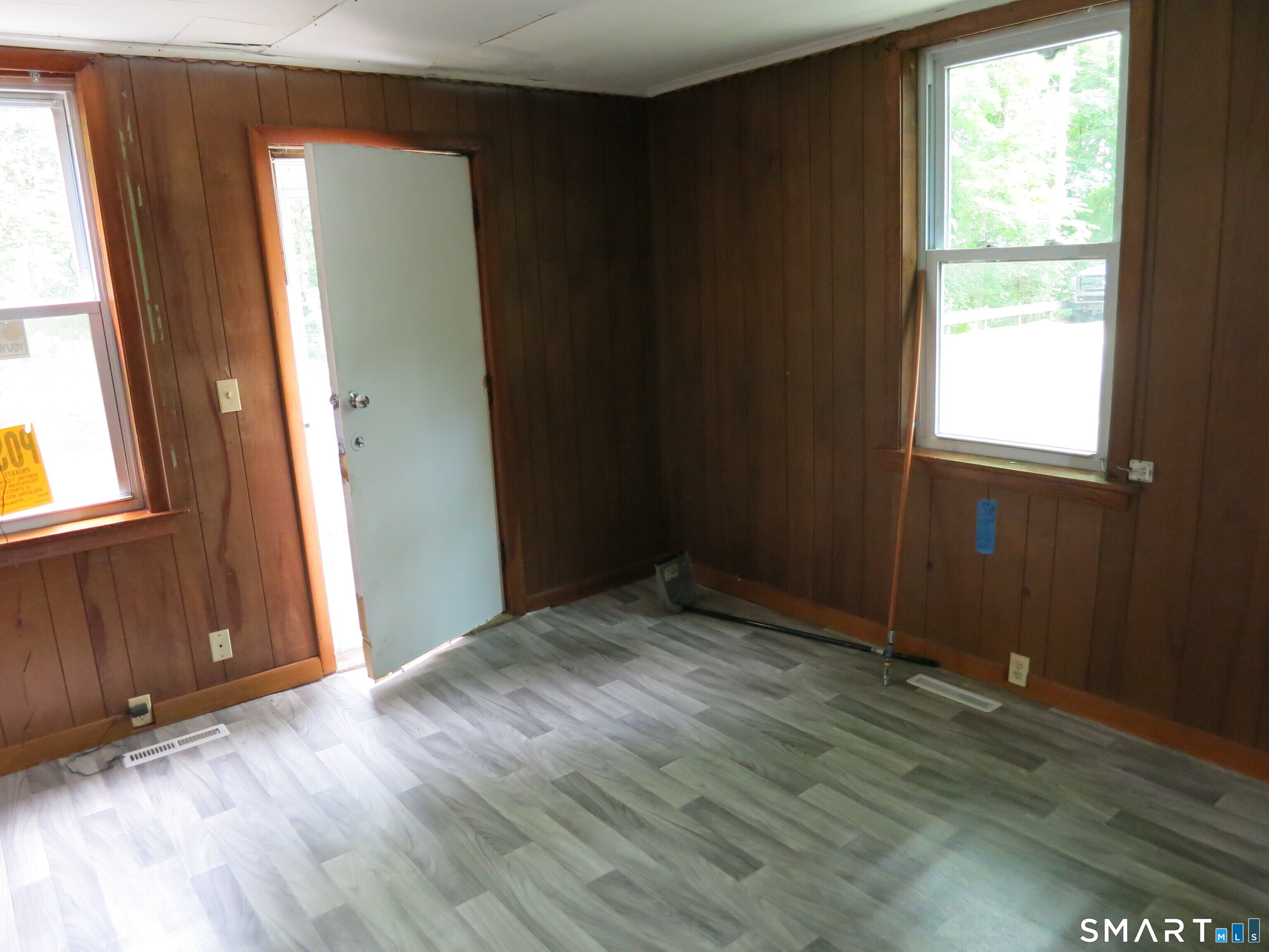 983 Riverside Drive Property Photo 20
