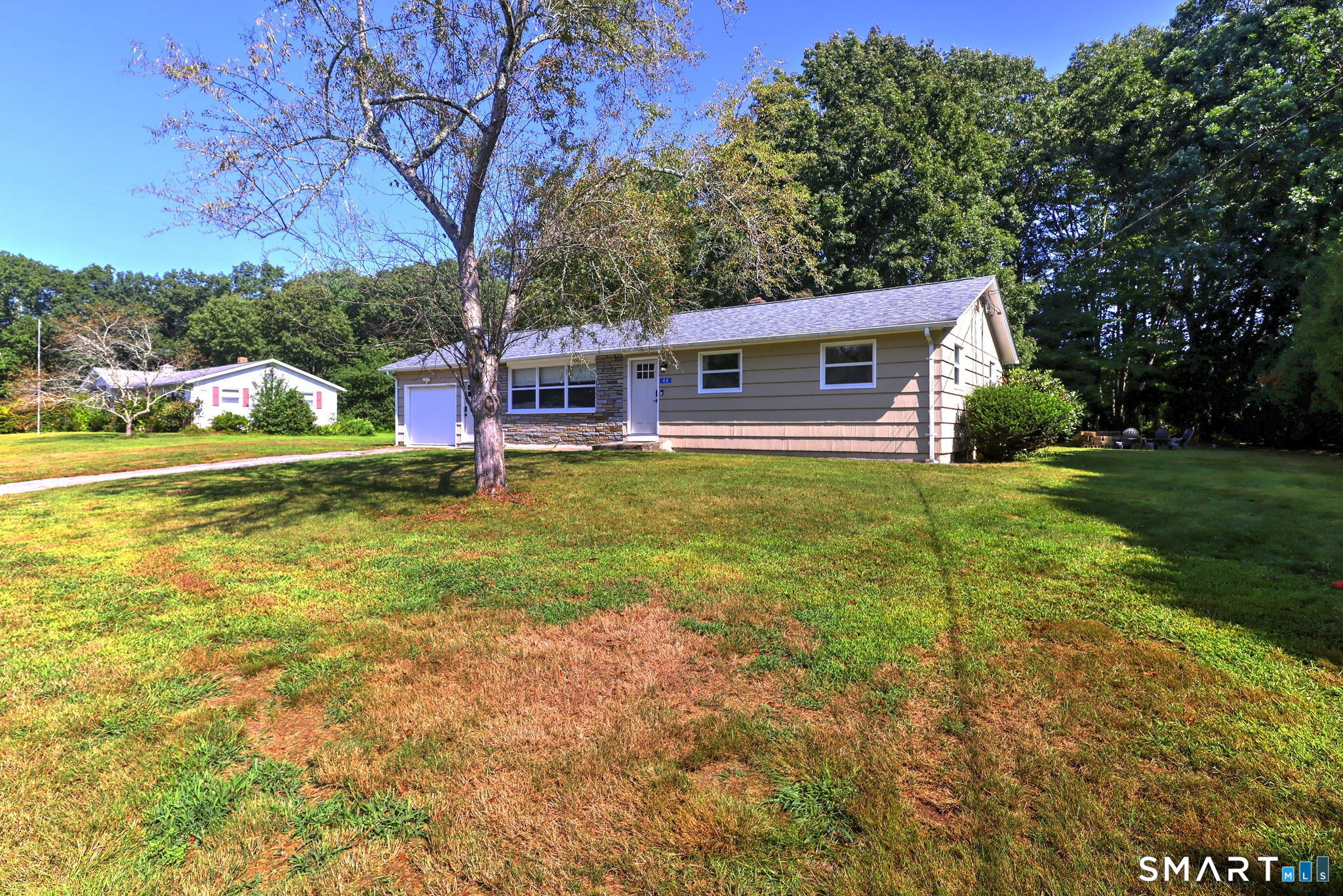 44 Davis Street Property Photo 2
