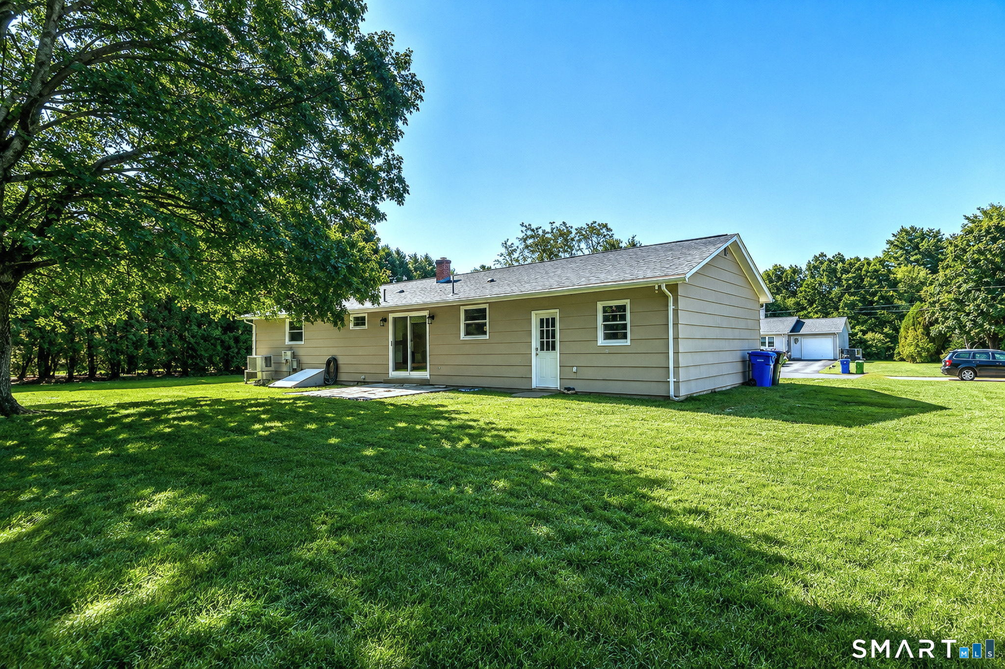 44 Davis Street Property Photo 5