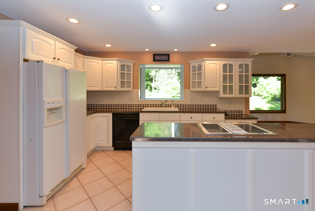 1167 Purchase Brook Road Property Photo 8