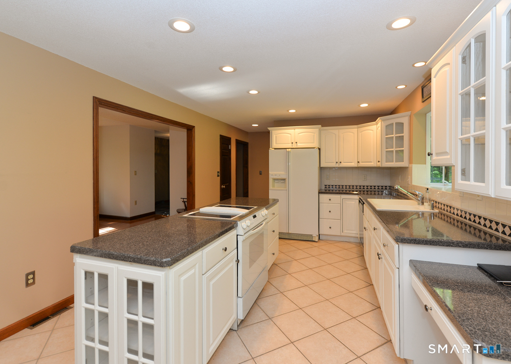 1167 Purchase Brook Road Property Photo 10