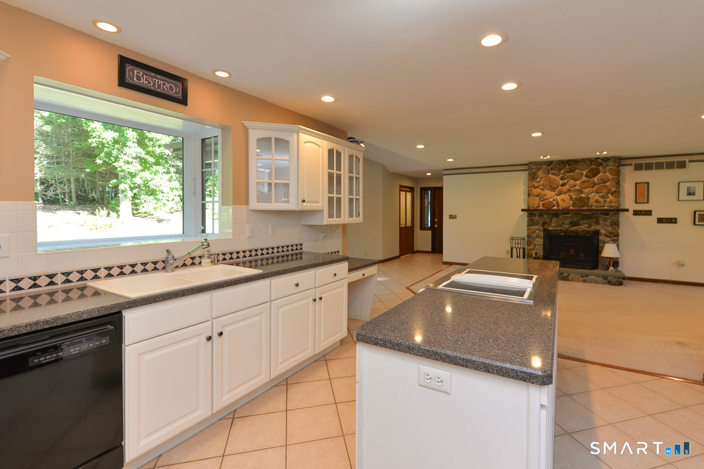 1167 Purchase Brook Road Property Photo 11