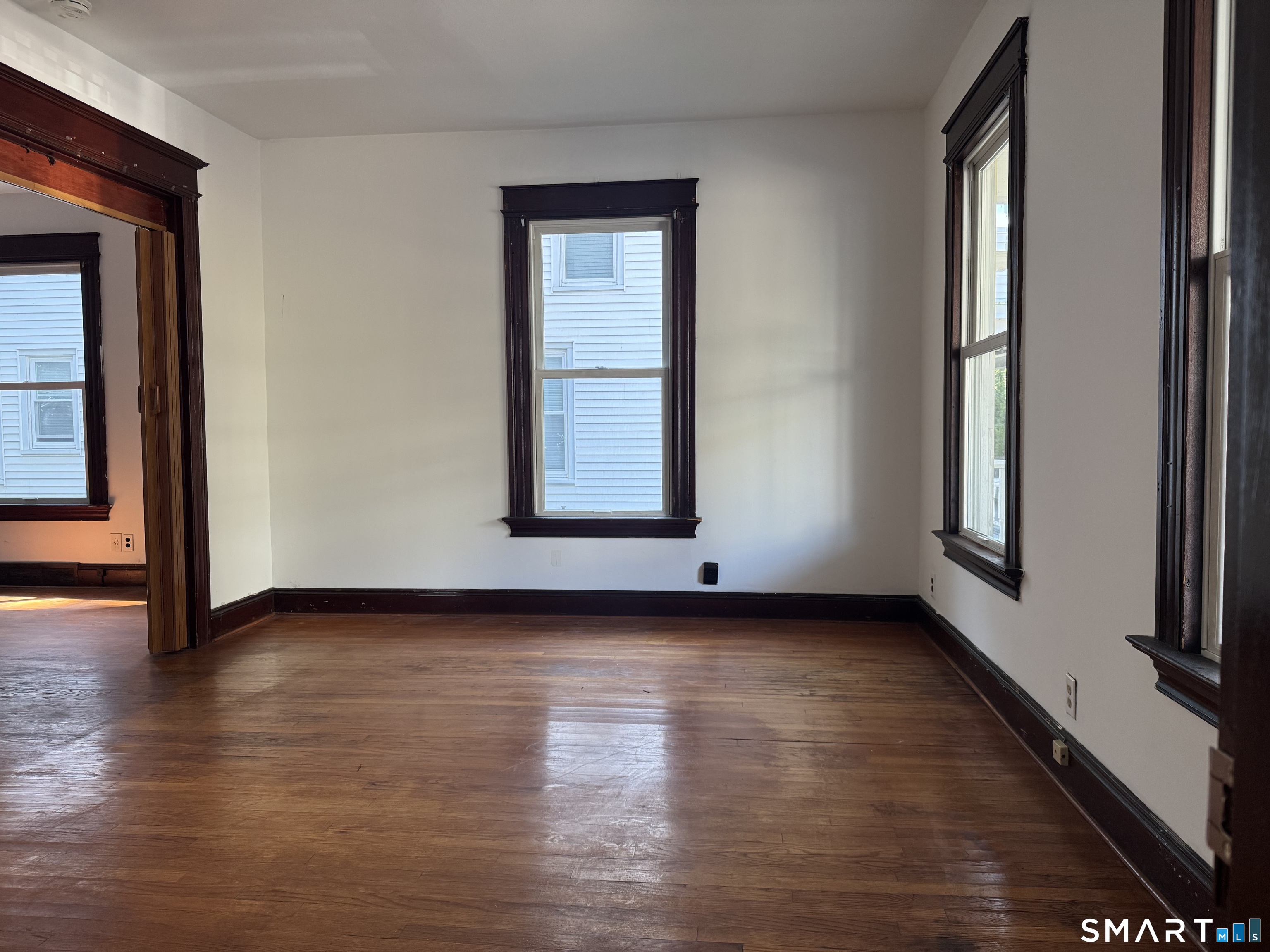 251 Olivia 1st Floor Street Property Photo 5