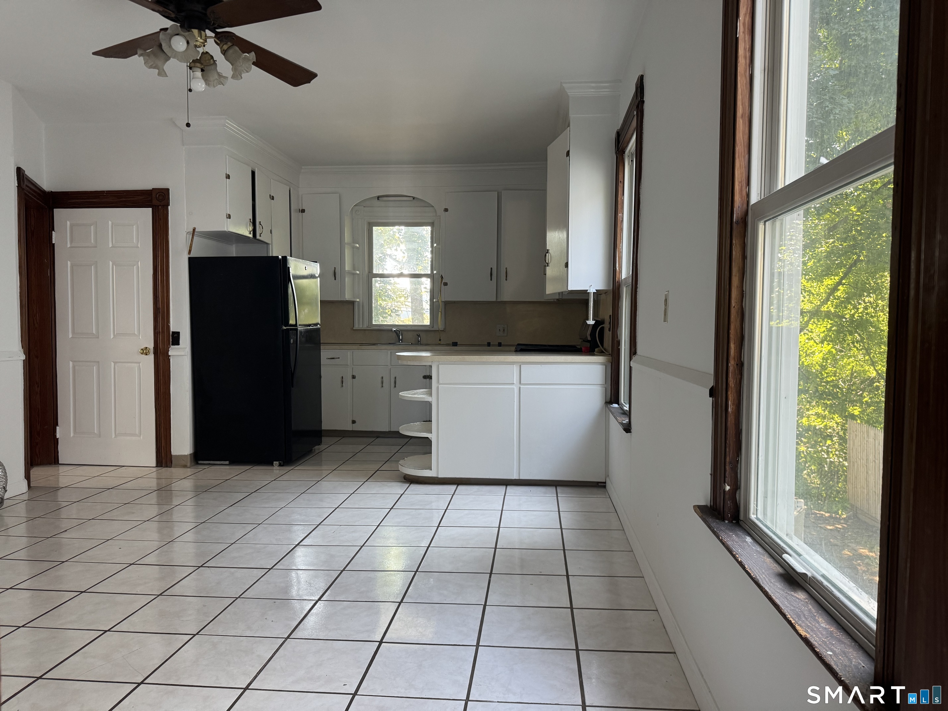 251 Olivia 1st Floor Street Property Photo 7
