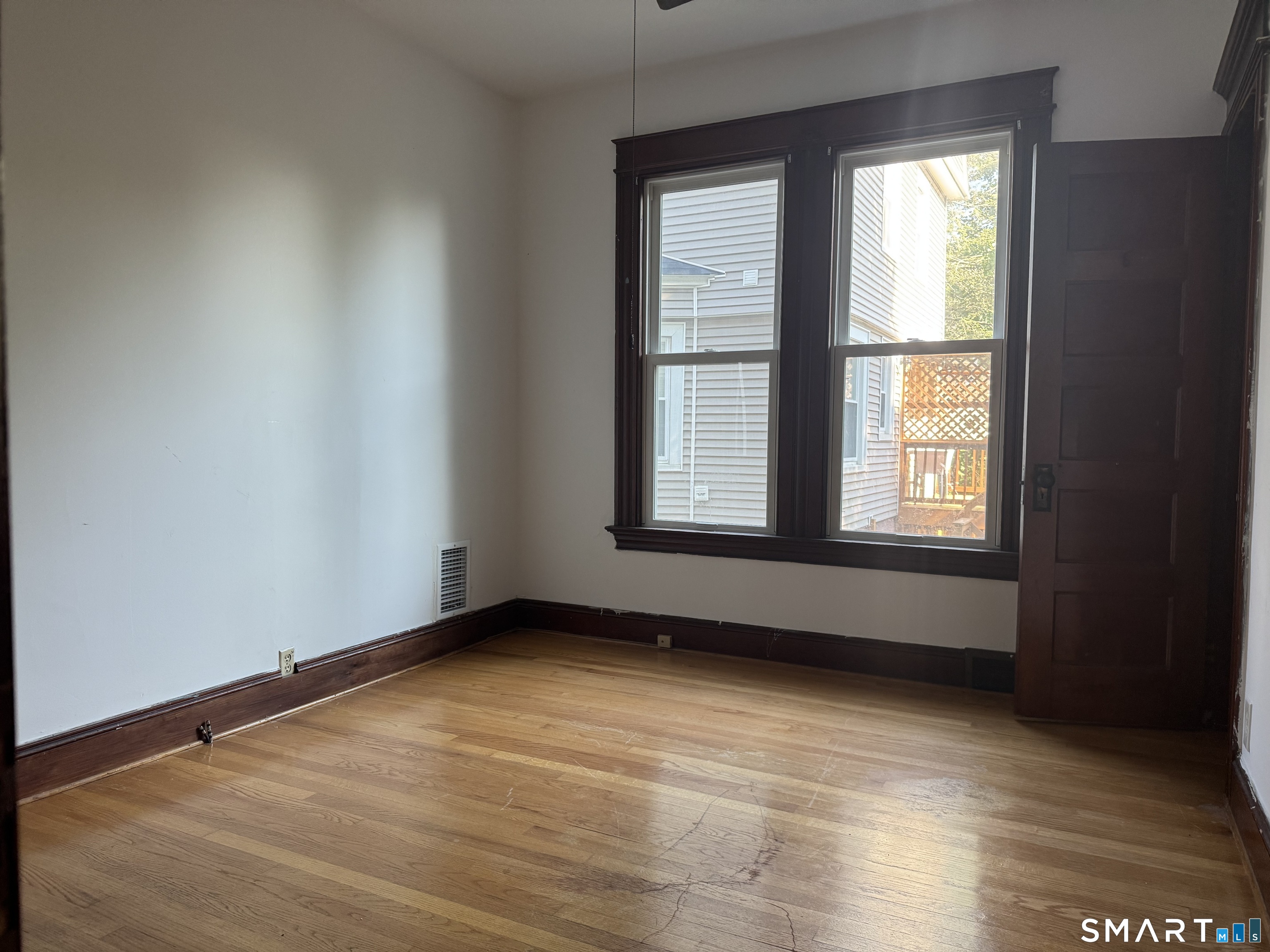 251 Olivia 1st Floor Street Property Photo 10