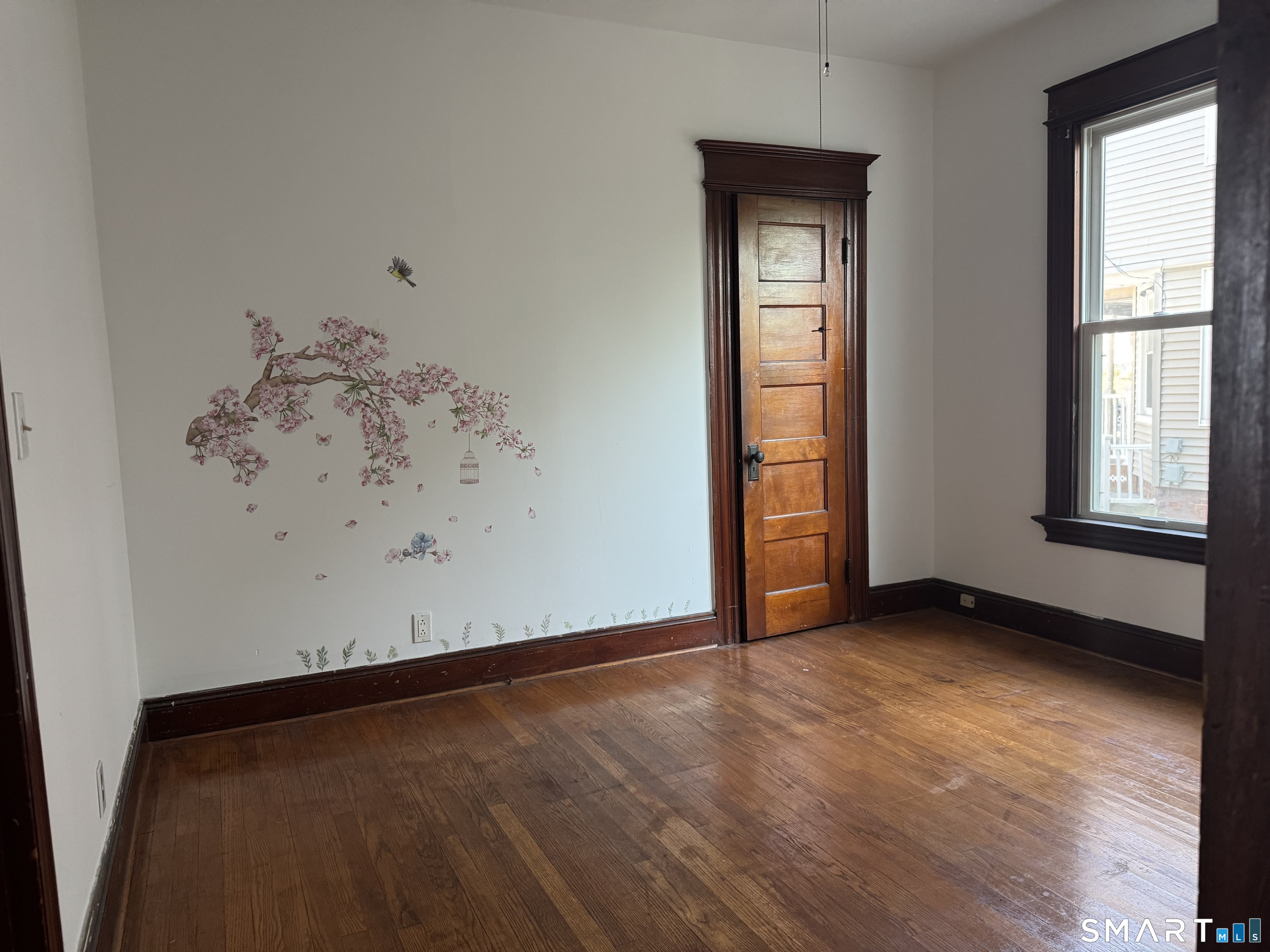251 Olivia 1st Floor Street Property Photo 11