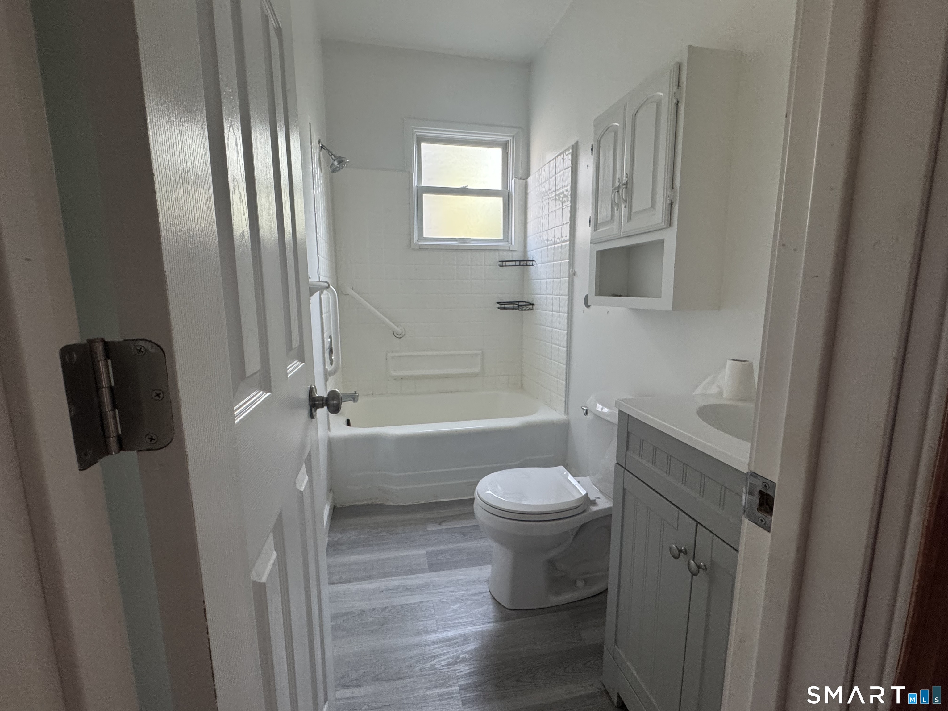 251 Olivia 1st Floor Street Property Photo 12