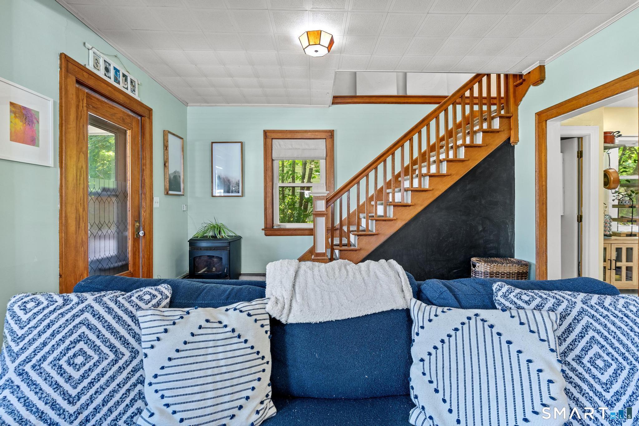 186 Francis Street Property Photo 7
