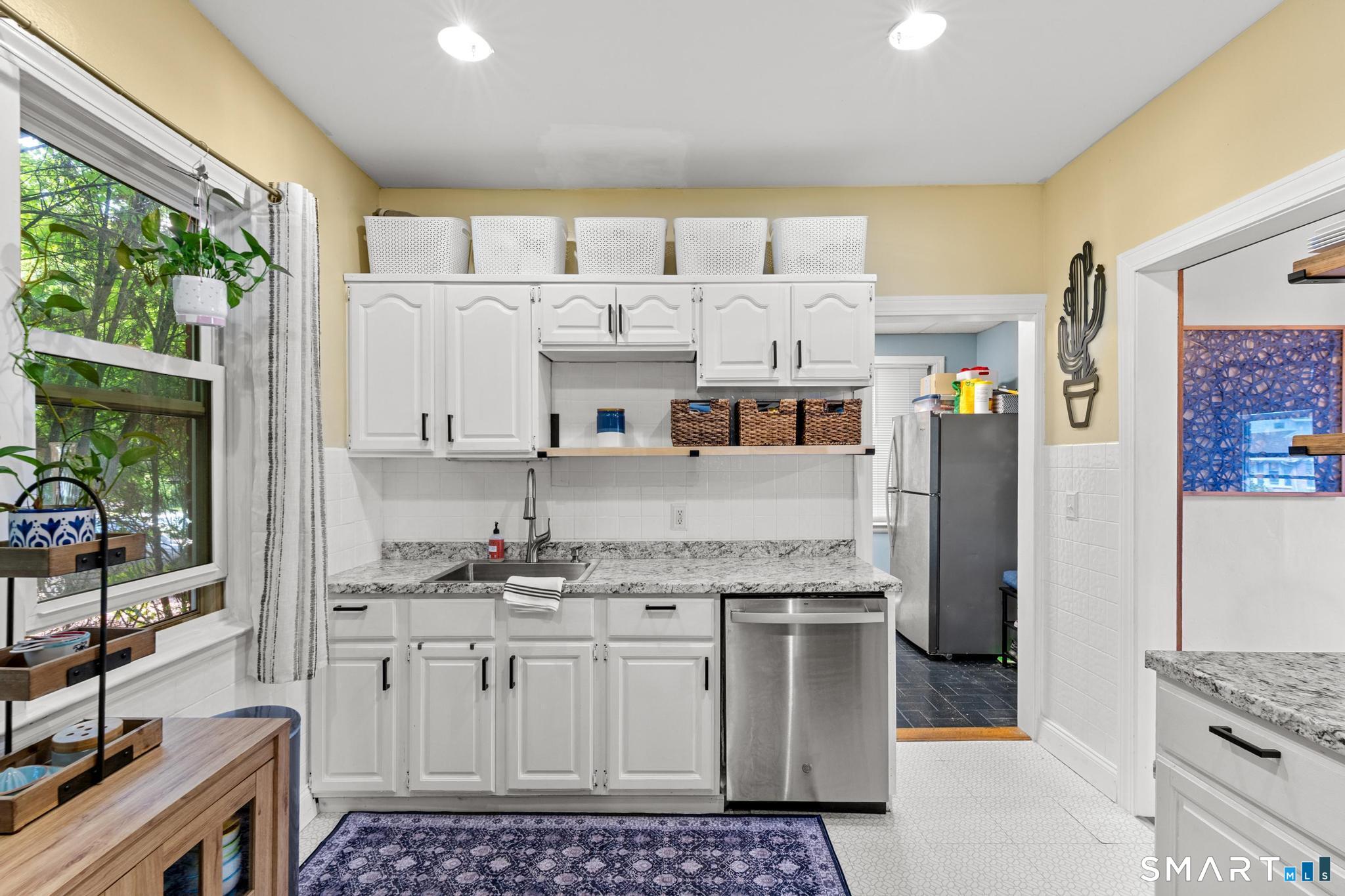 186 Francis Street Property Photo 10