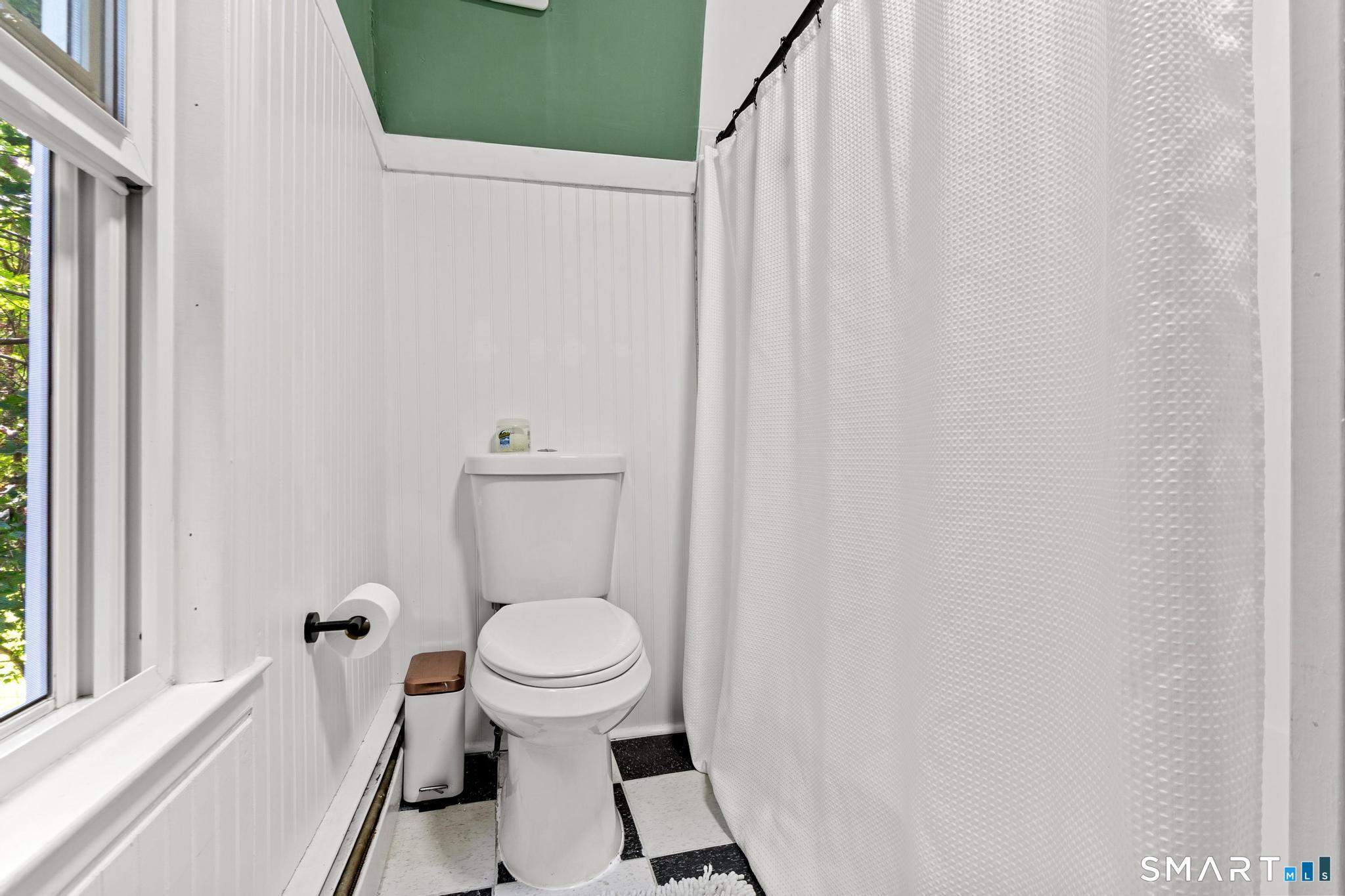 186 Francis Street Property Photo 28