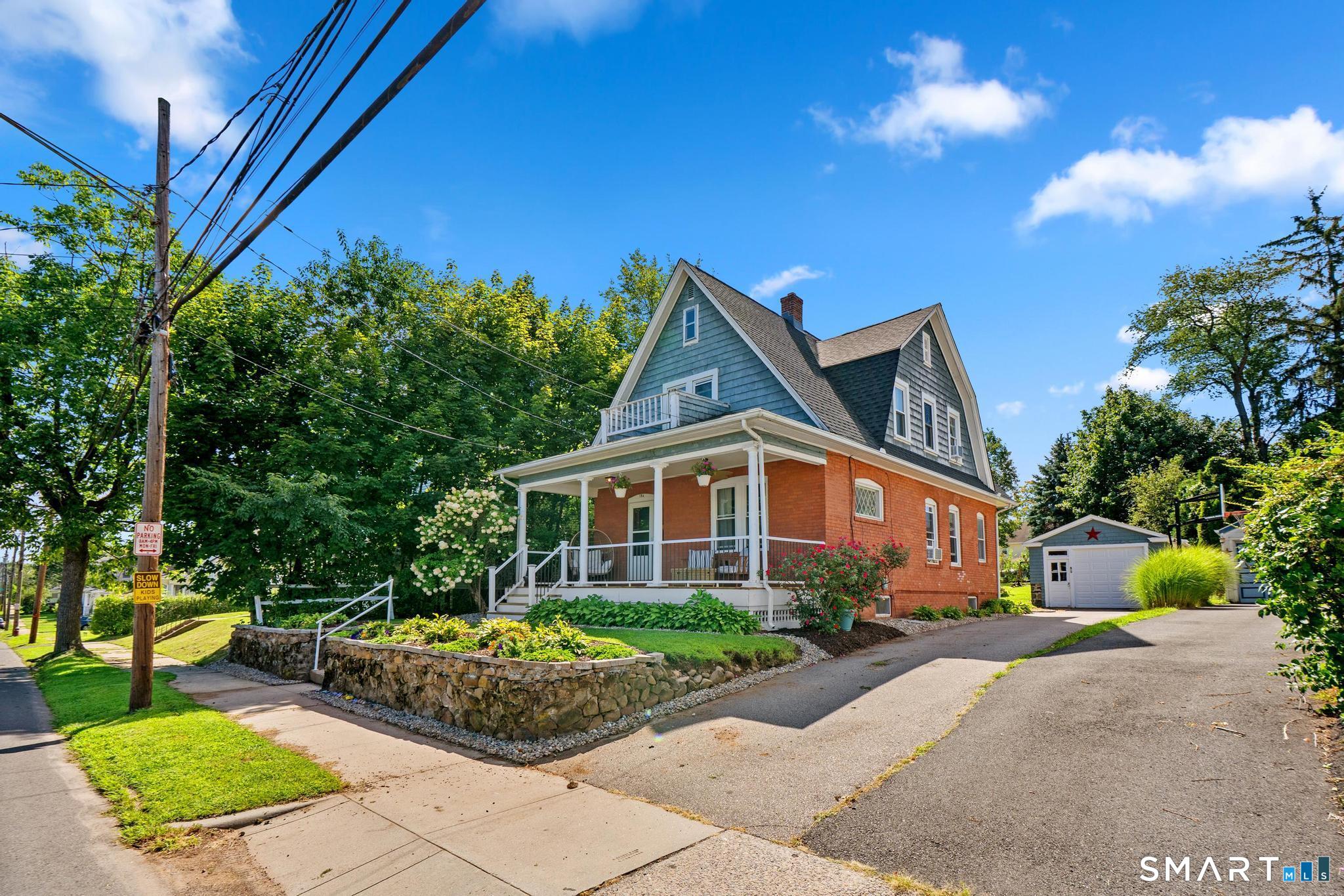 186 Francis Street Property Photo 32