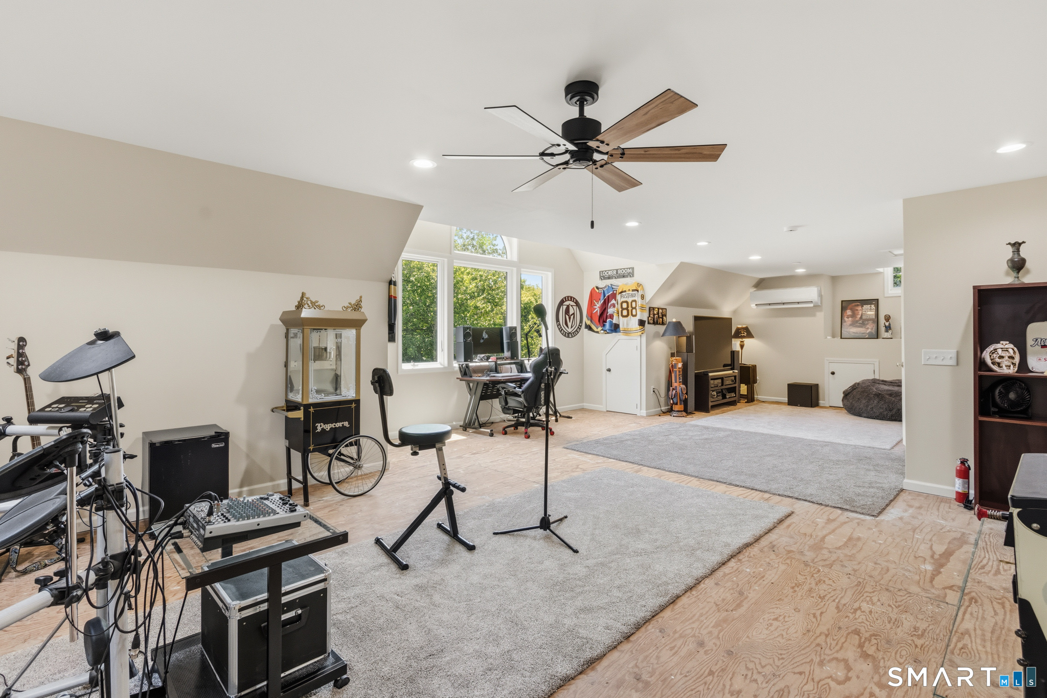14 Bittersweet Way Property Photo 31