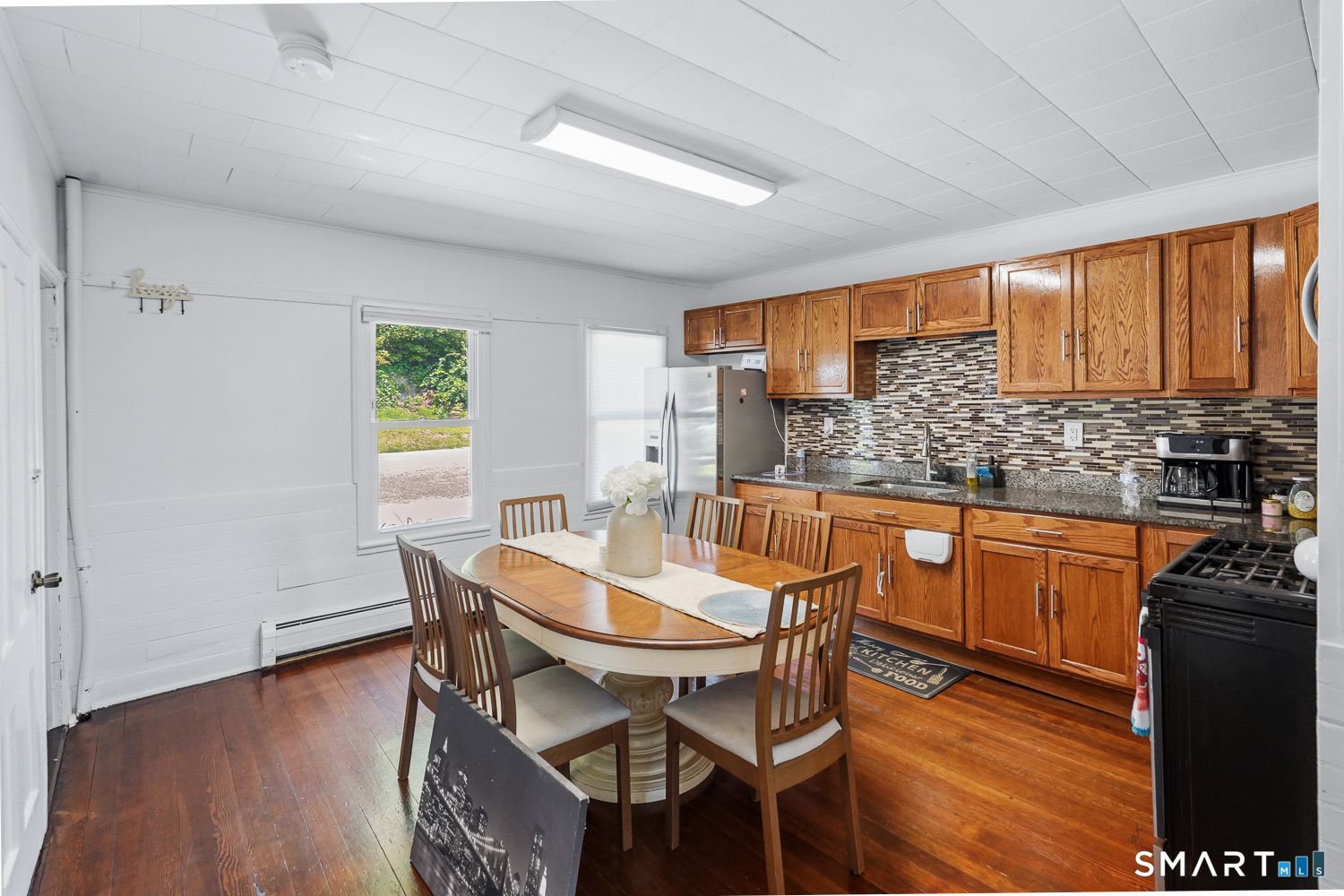 61-63 Pomfret Street Property Photo 4