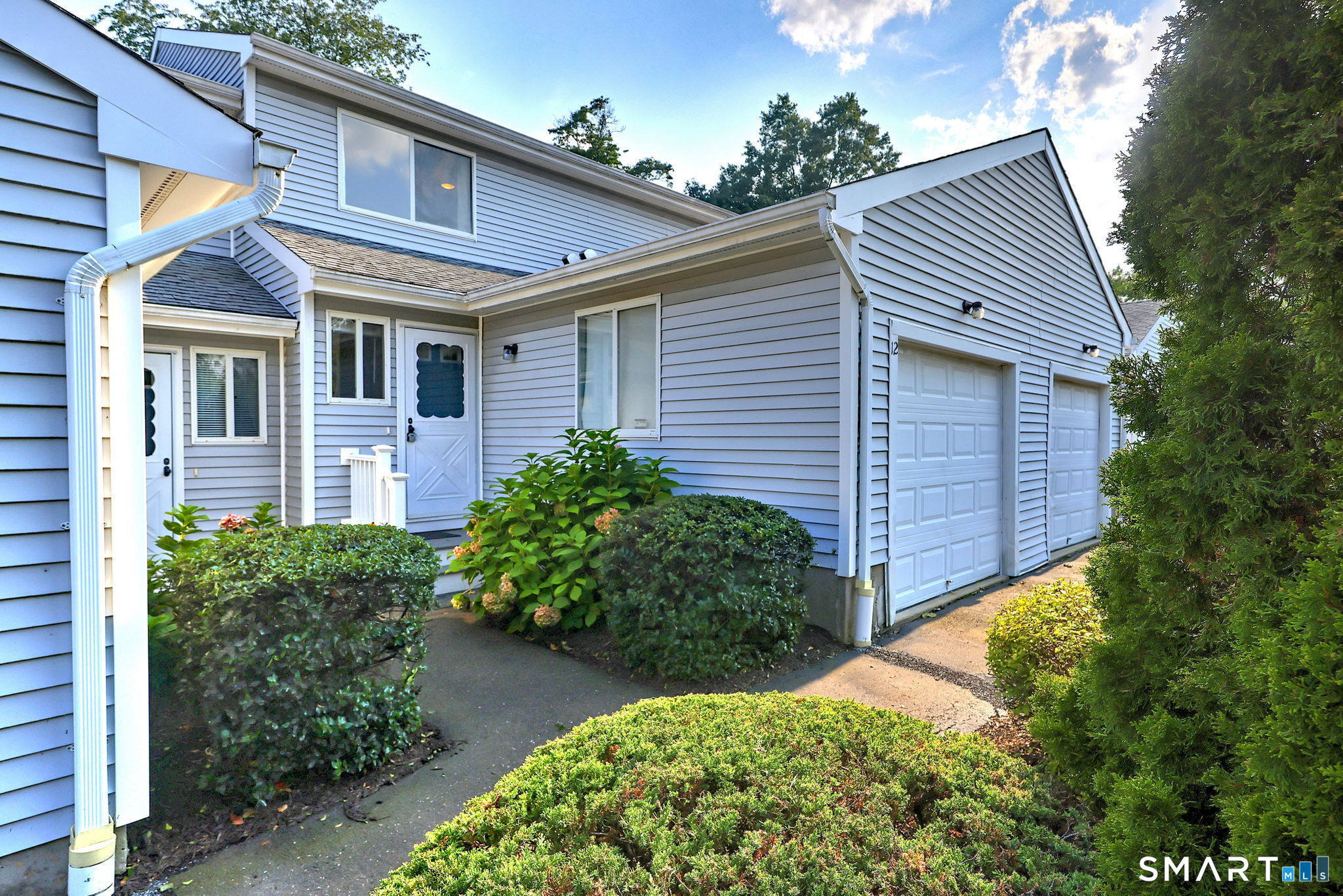 60 Coleman B12 Street Property Photo 1