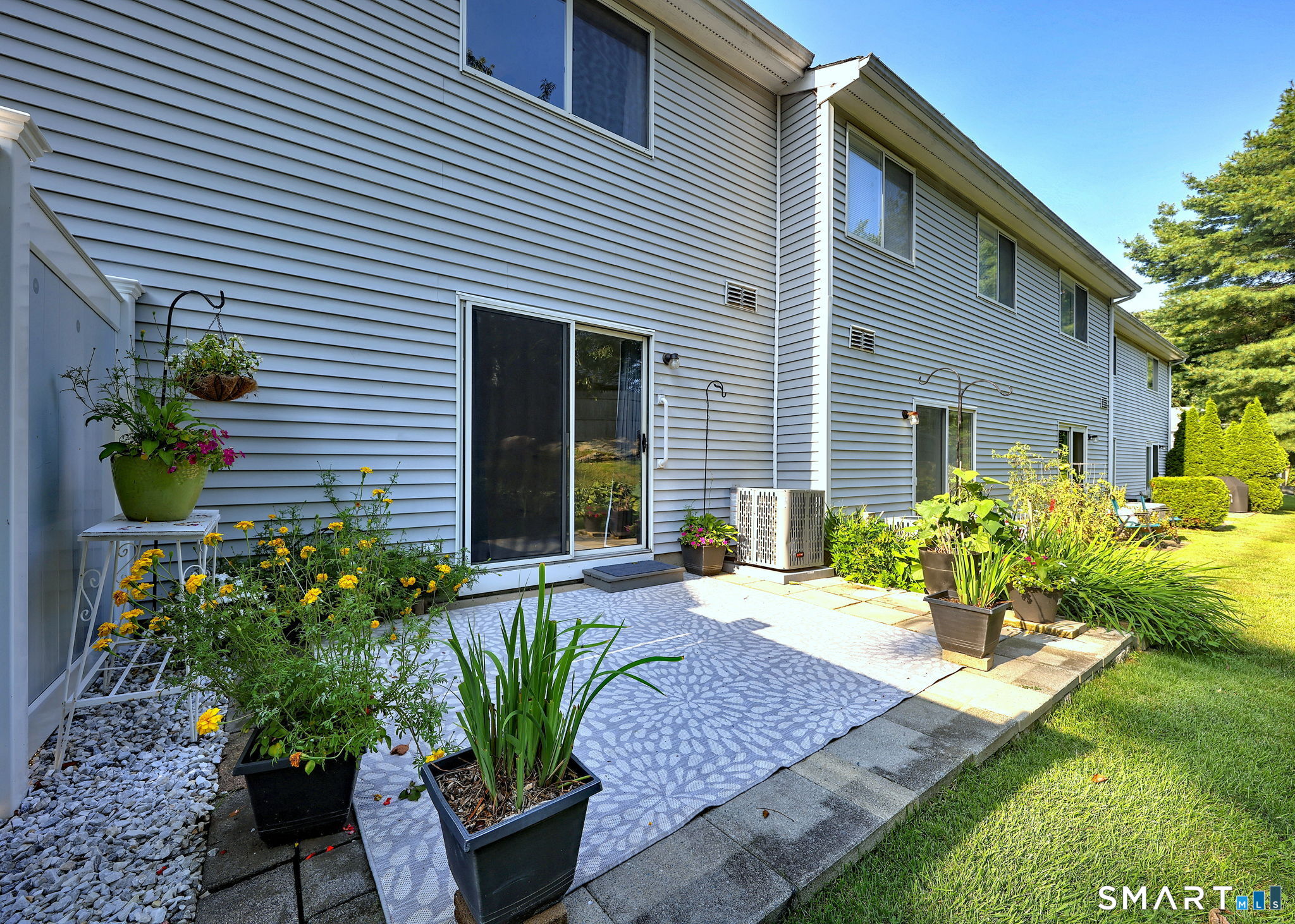 60 Coleman B12 Street Property Photo 4