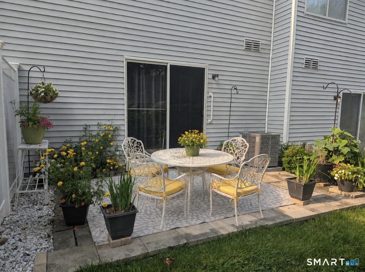 60 Coleman B12 Street Property Photo 5