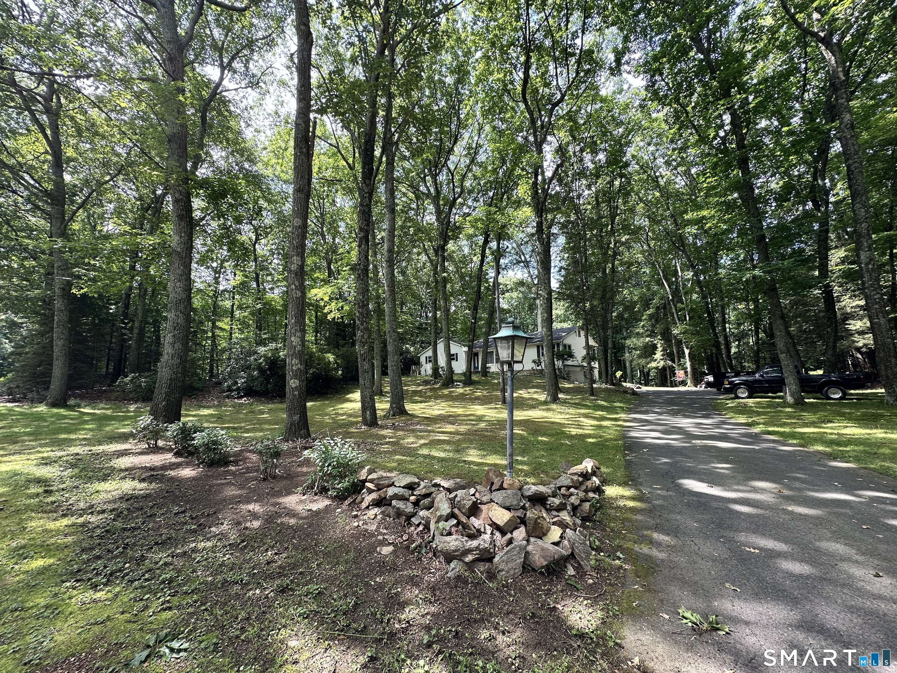 40 Stony Corners Lane Property Photo 2