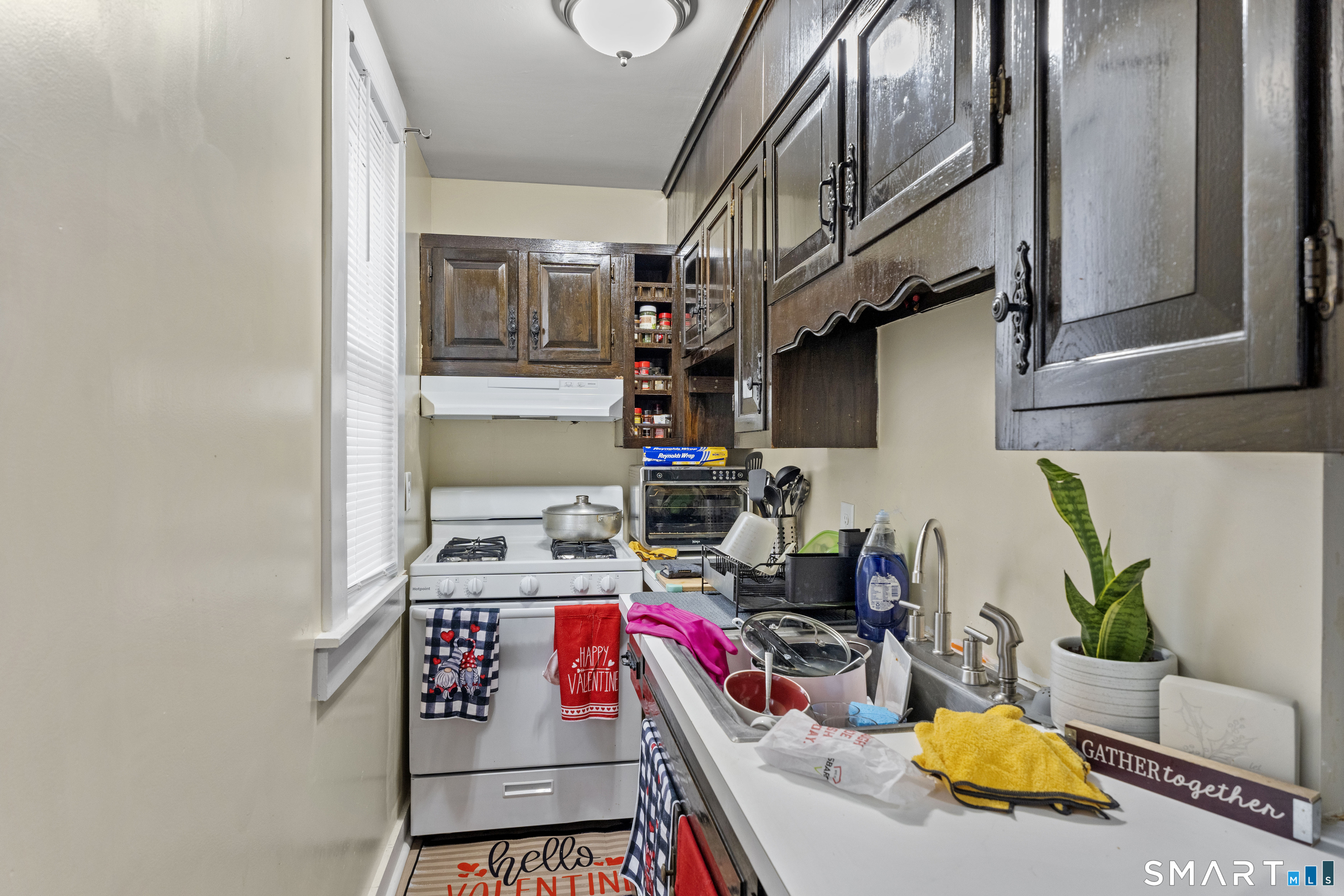 208 Clinton Avenue Property Photo 16