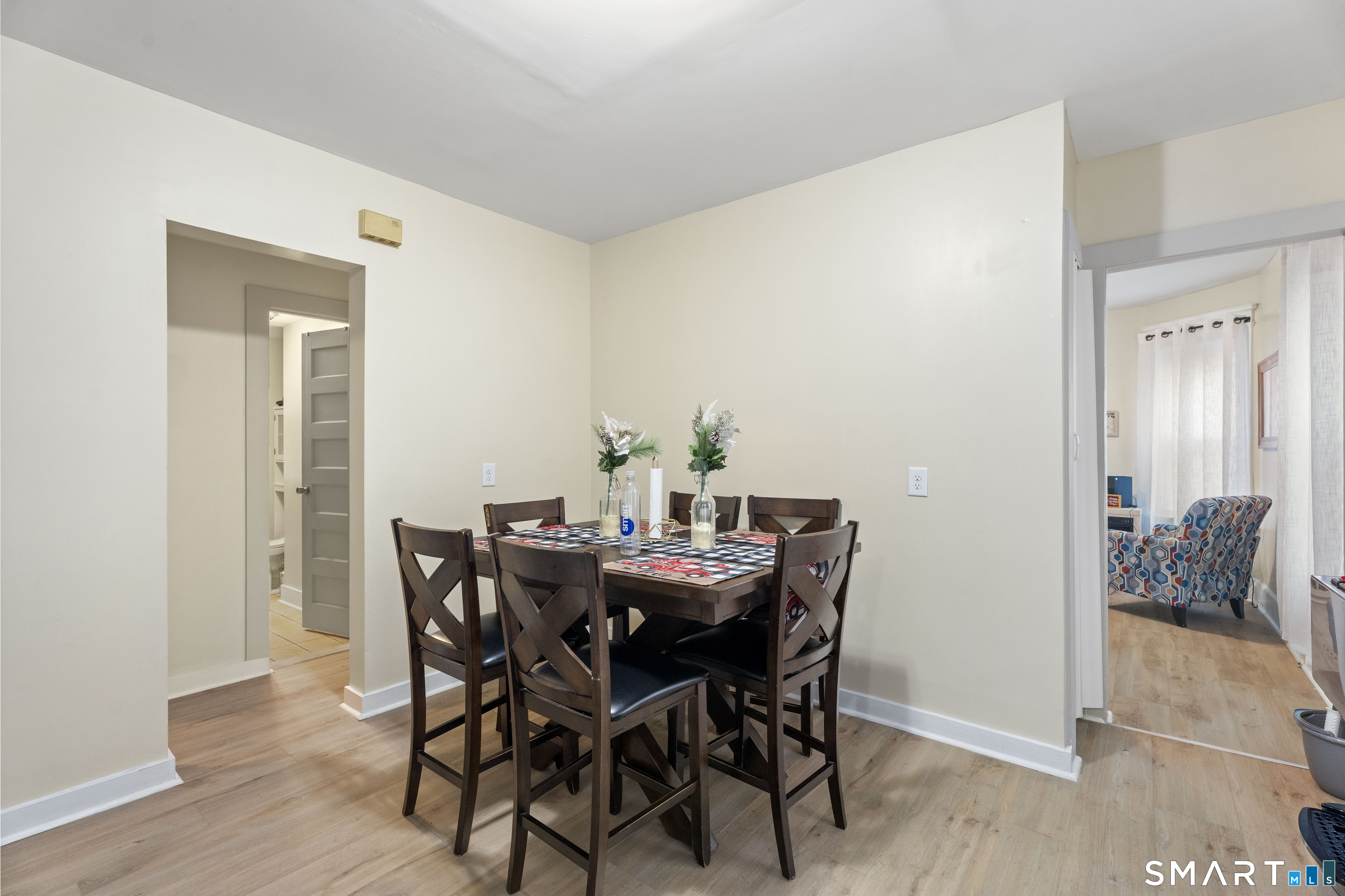 208 Clinton Avenue Property Photo 17