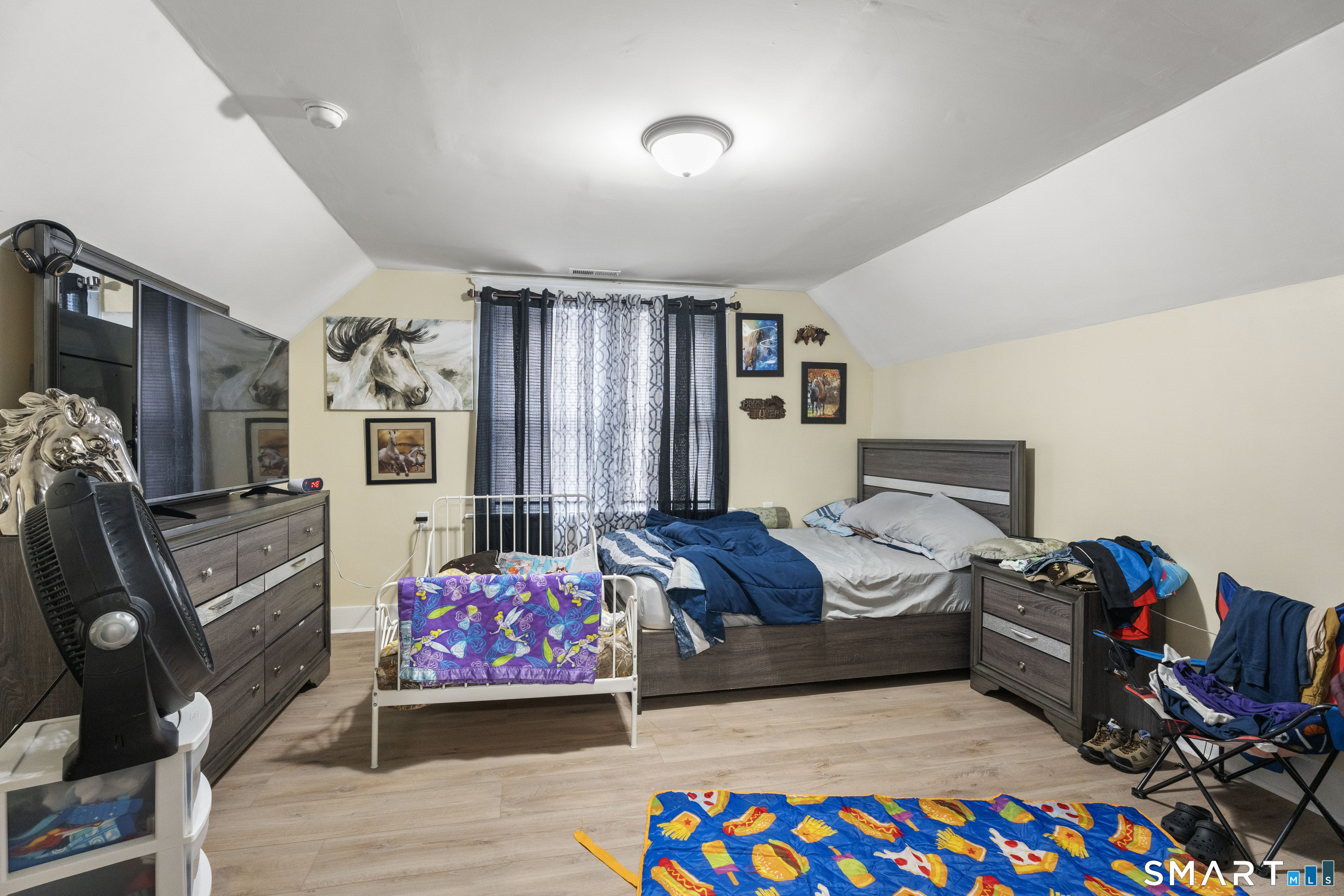 208 Clinton Avenue Property Photo 33