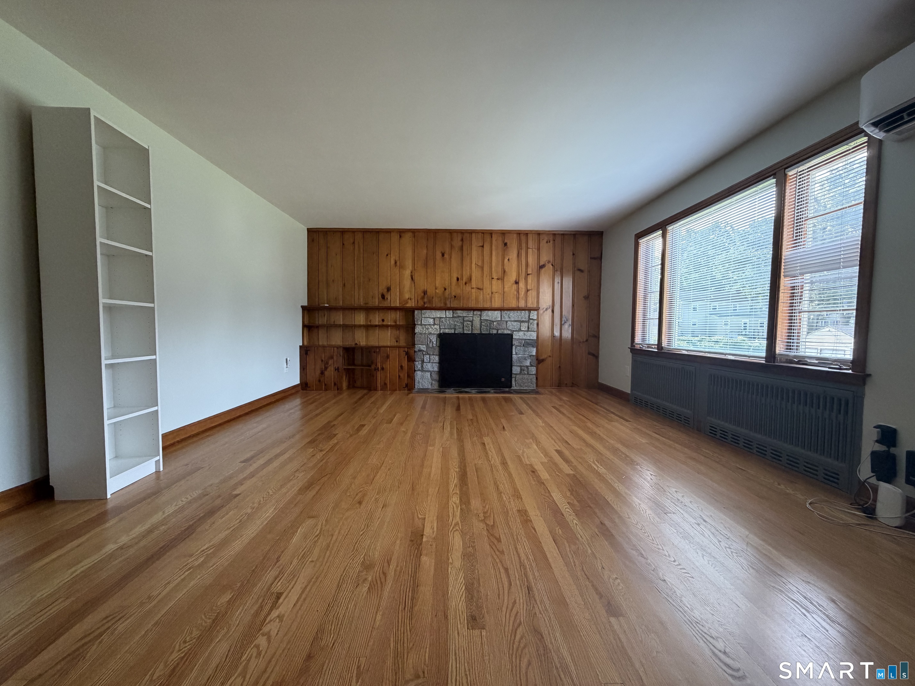 110 Collett Street Property Photo 11