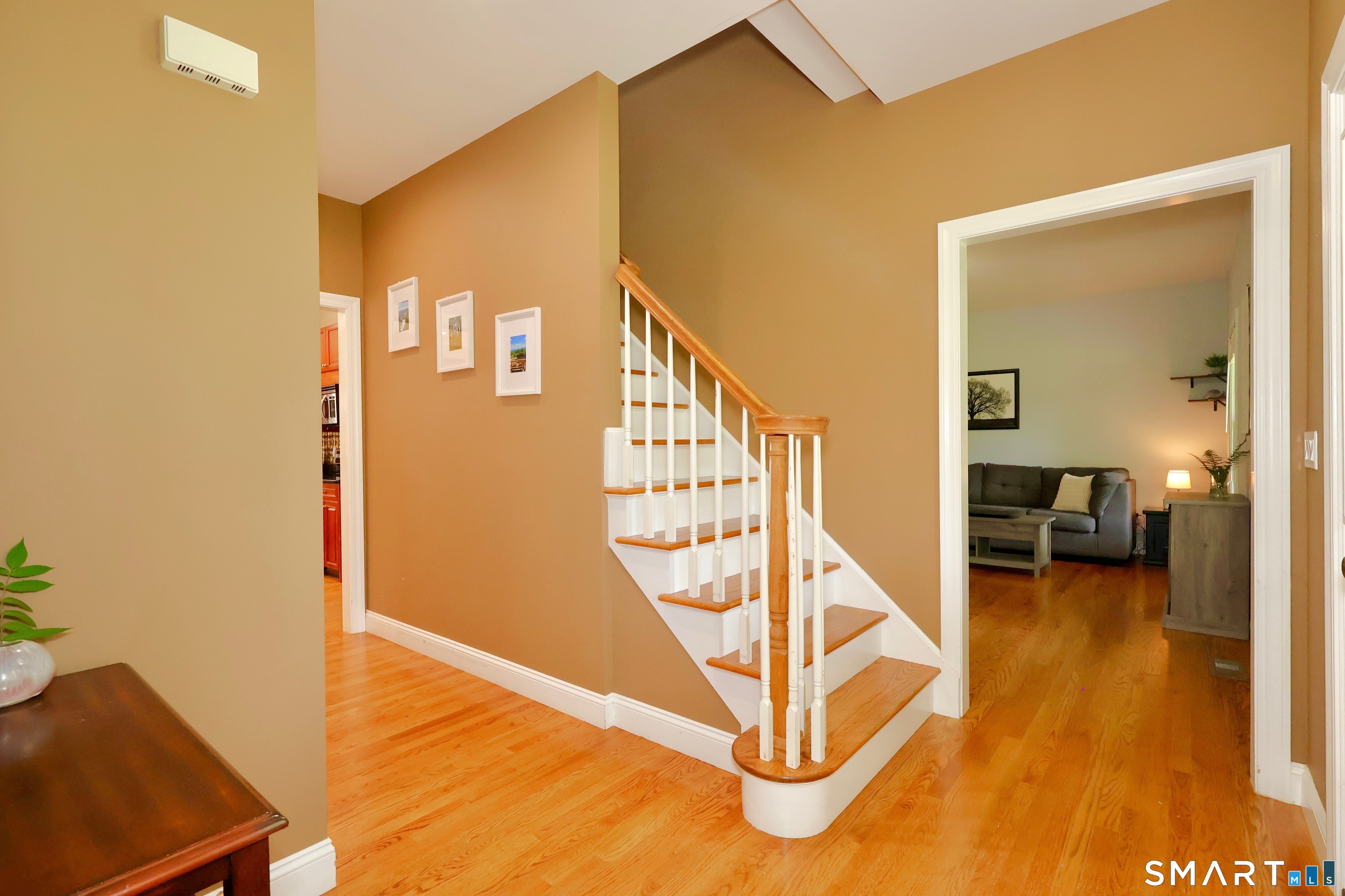 169 Indian Trail Road Property Photo 4
