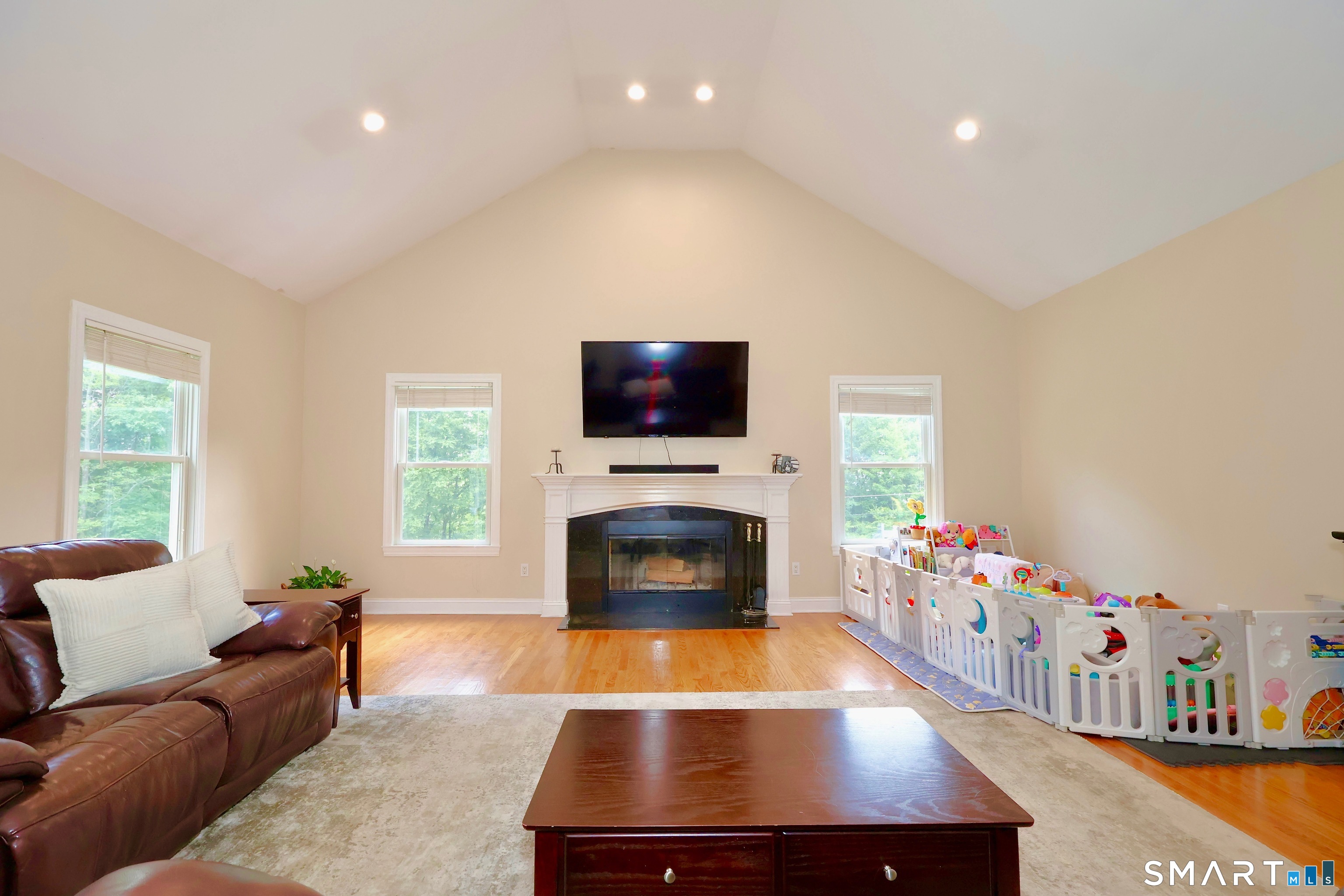 169 Indian Trail Road Property Photo 11