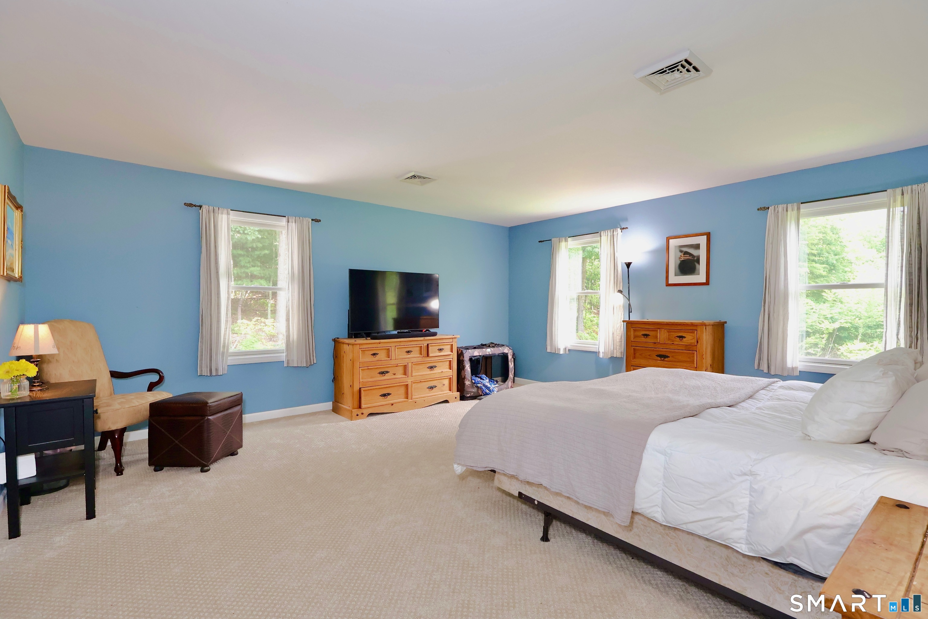 169 Indian Trail Road Property Photo 20