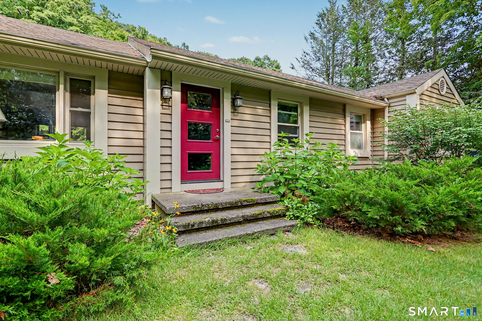 16 Velvet Street Property Photo 2