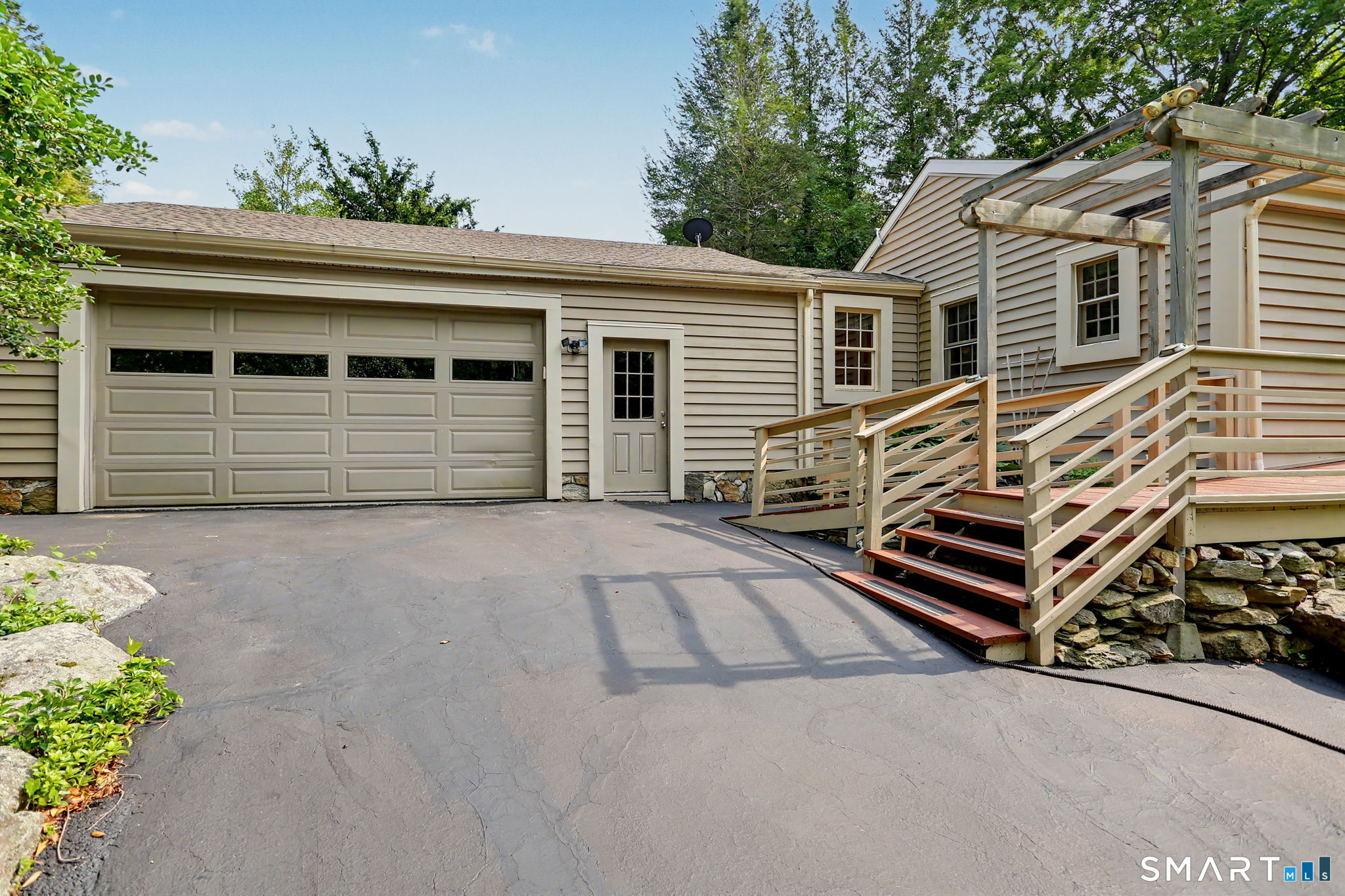 16 Velvet Street Property Photo 30