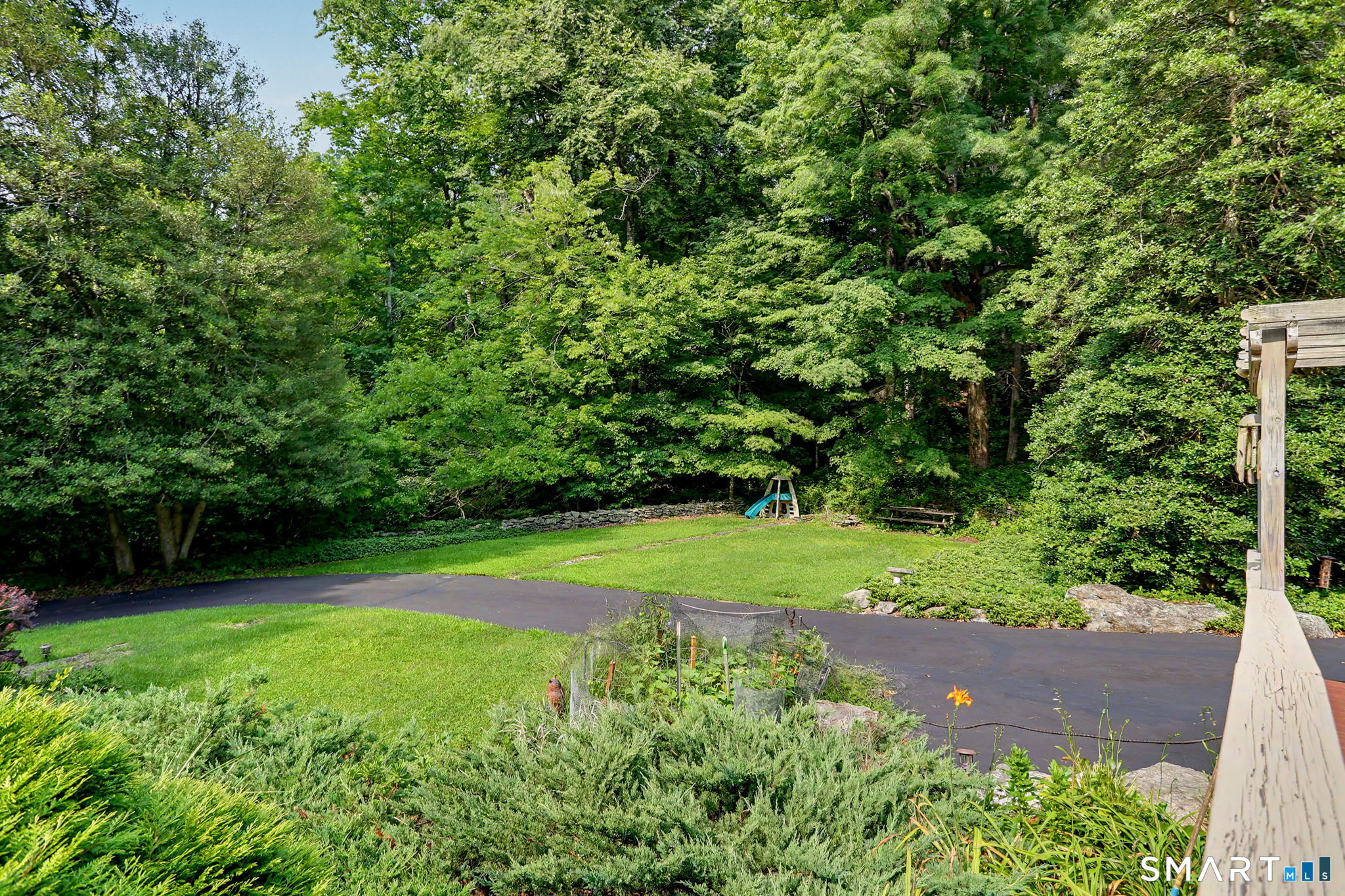 16 Velvet Street Property Photo 38