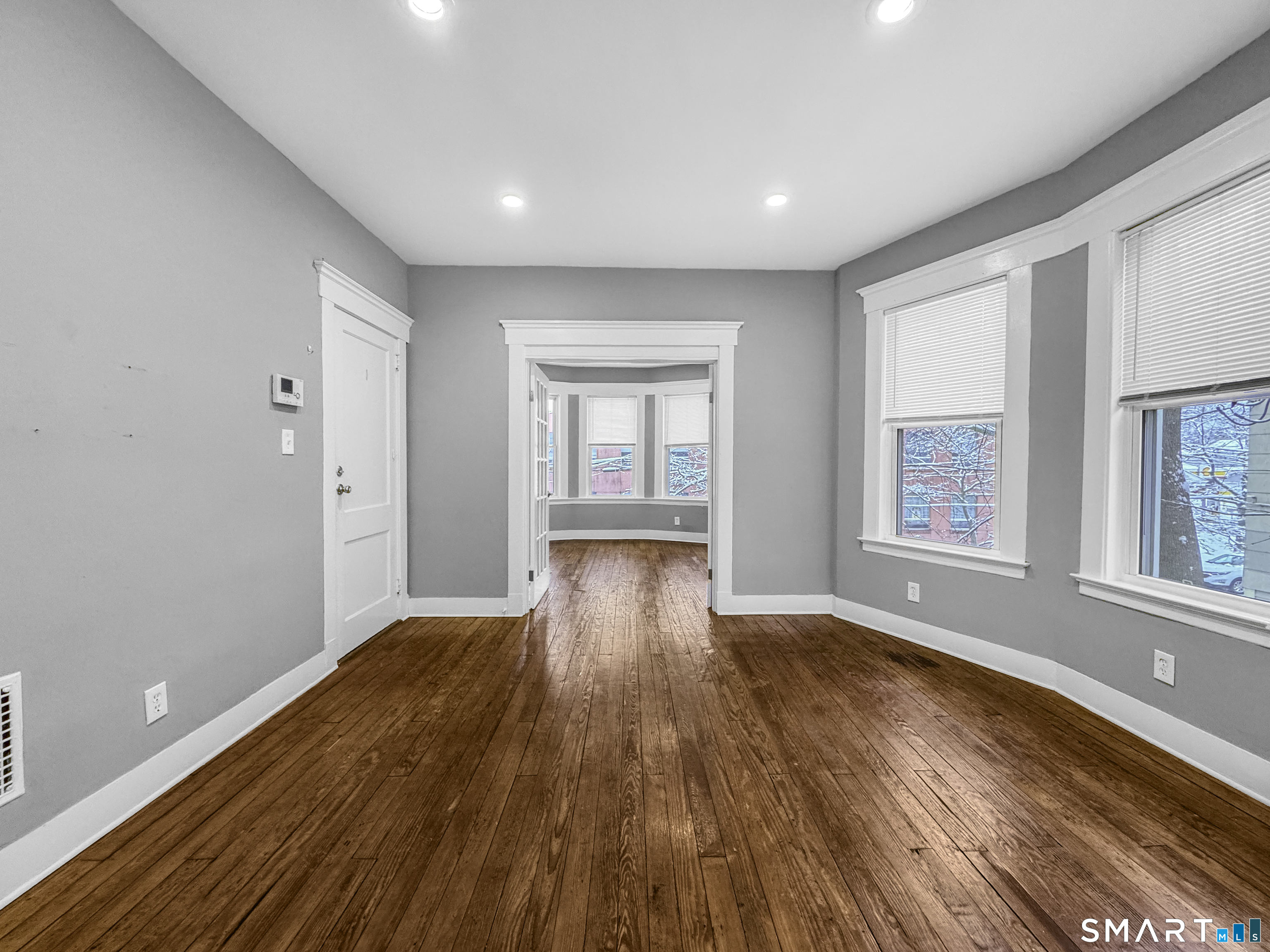 248 Nicoll 3 Street Property Photo 5