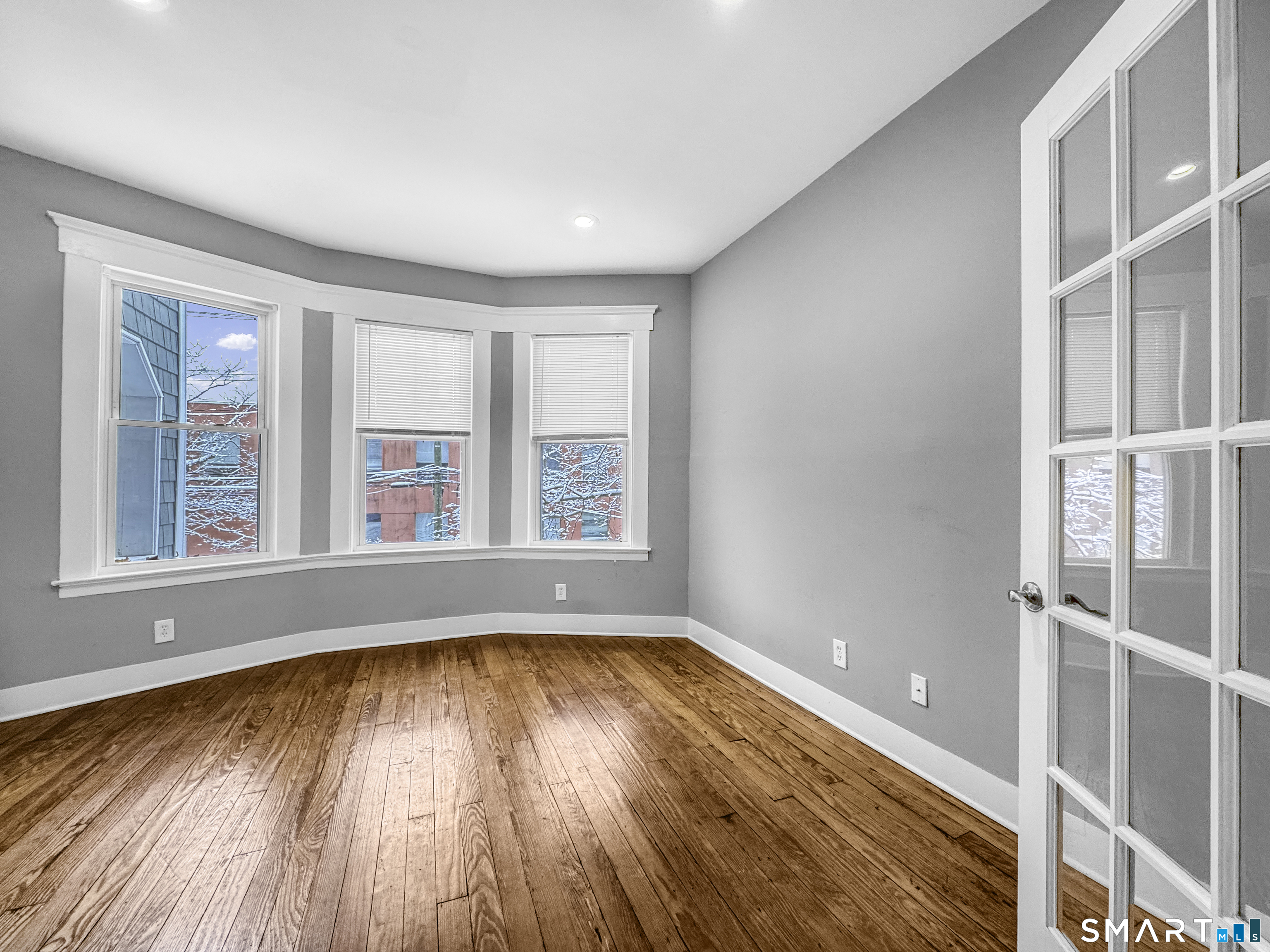 248 Nicoll 3 Street Property Photo 7