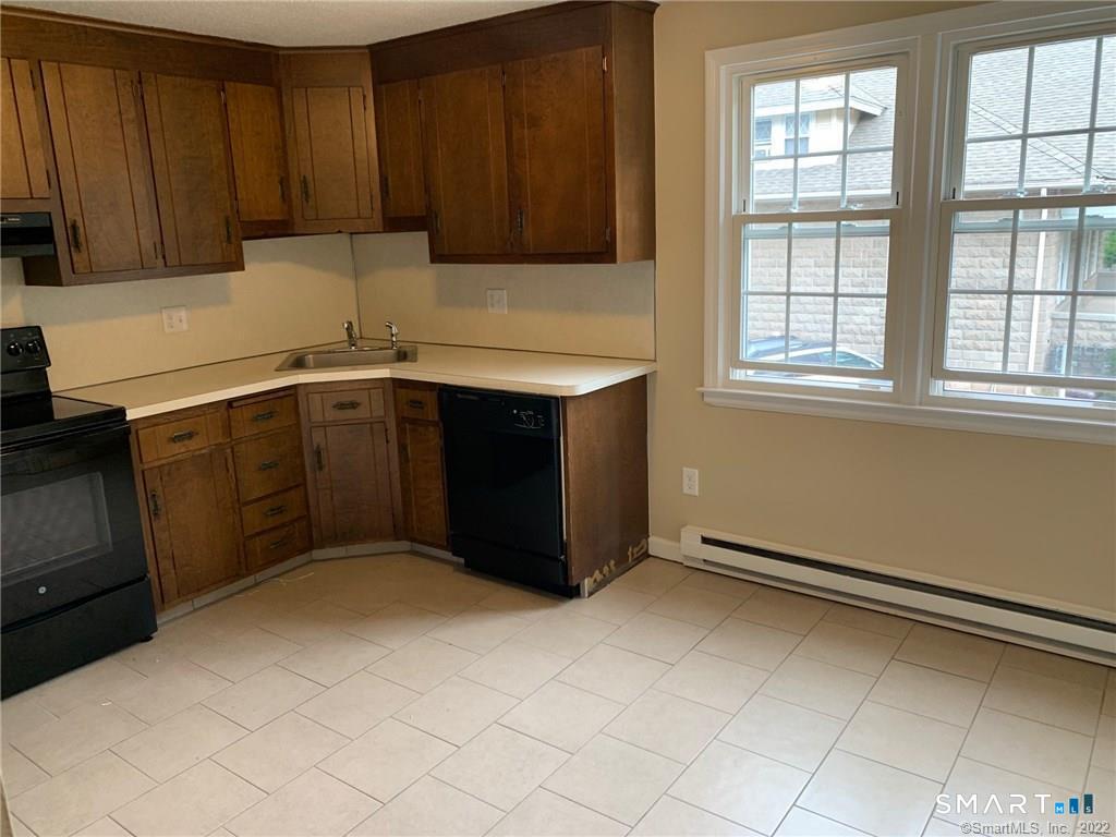 900 South Main 7 Street Property Photo 5