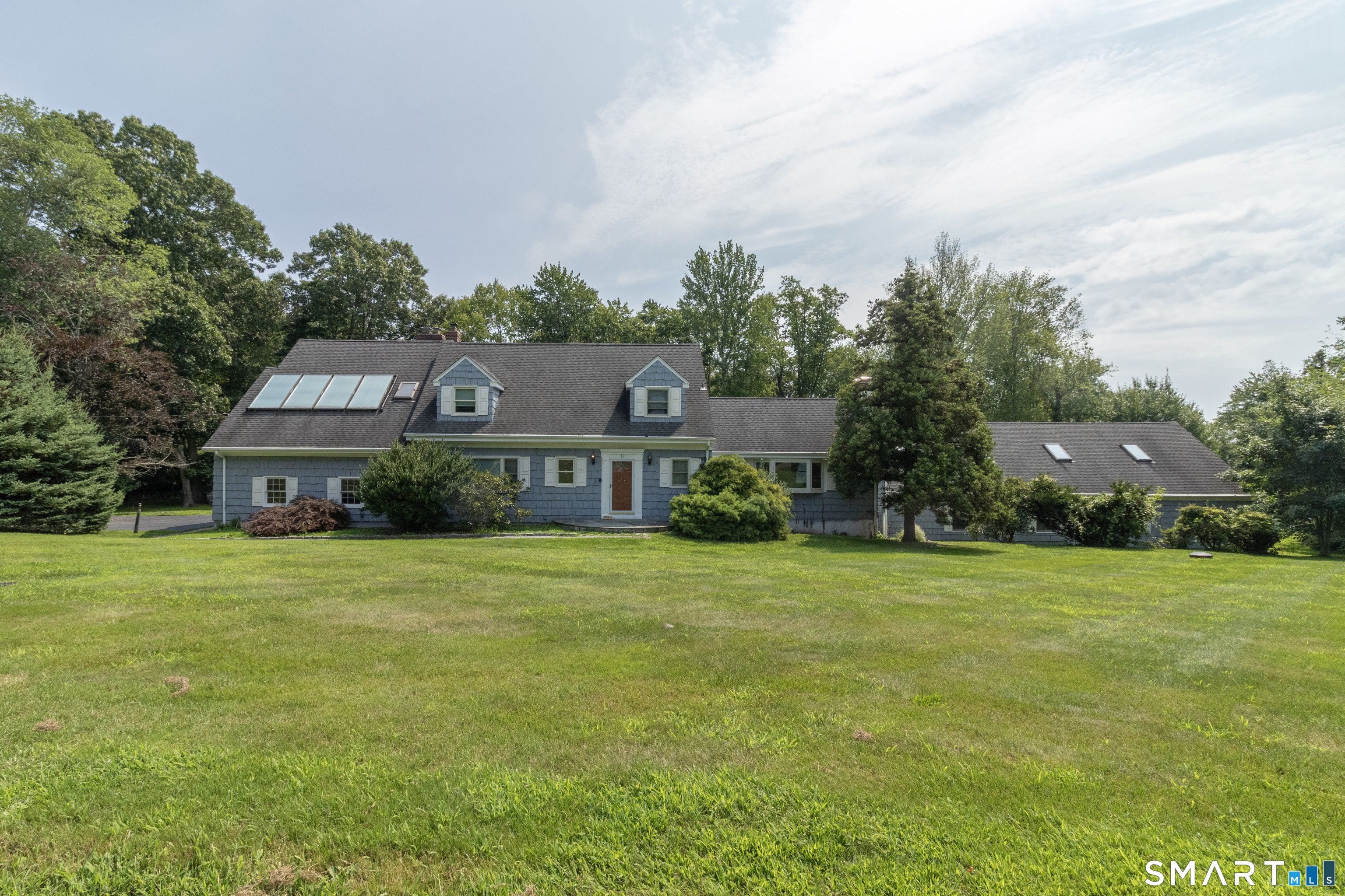 17 Whiting Farm Road Property Photo 3