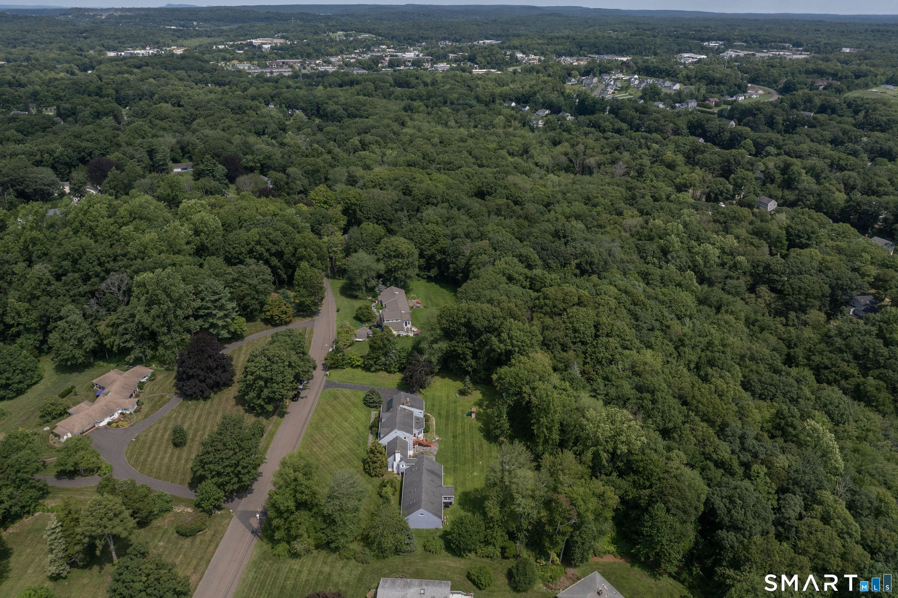 17 Whiting Farm Road Property Photo 31