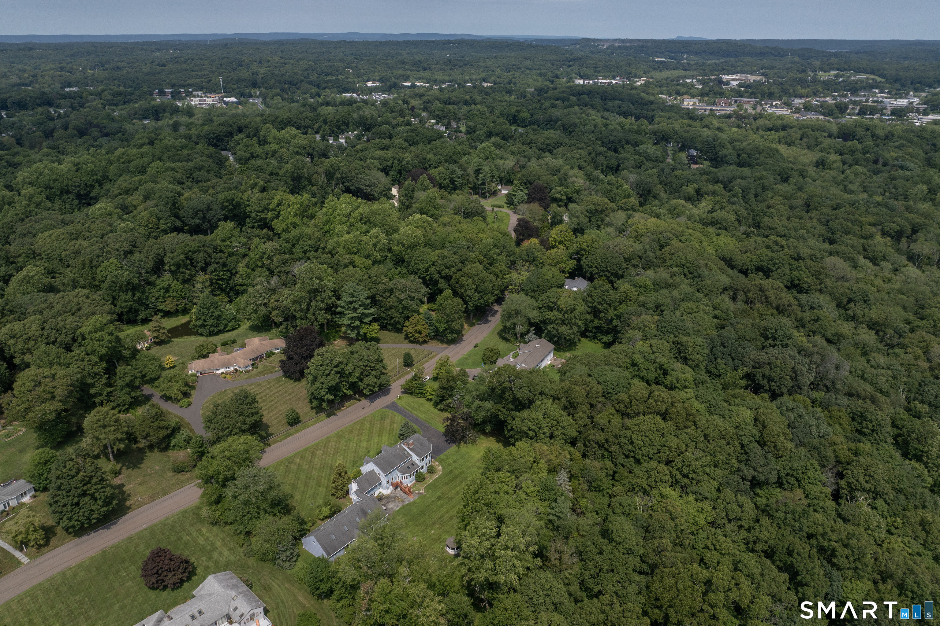 17 Whiting Farm Road Property Photo 34