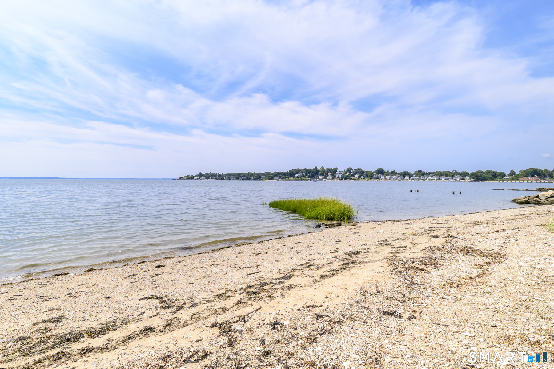 271 Soundview Avenue Property Photo 3