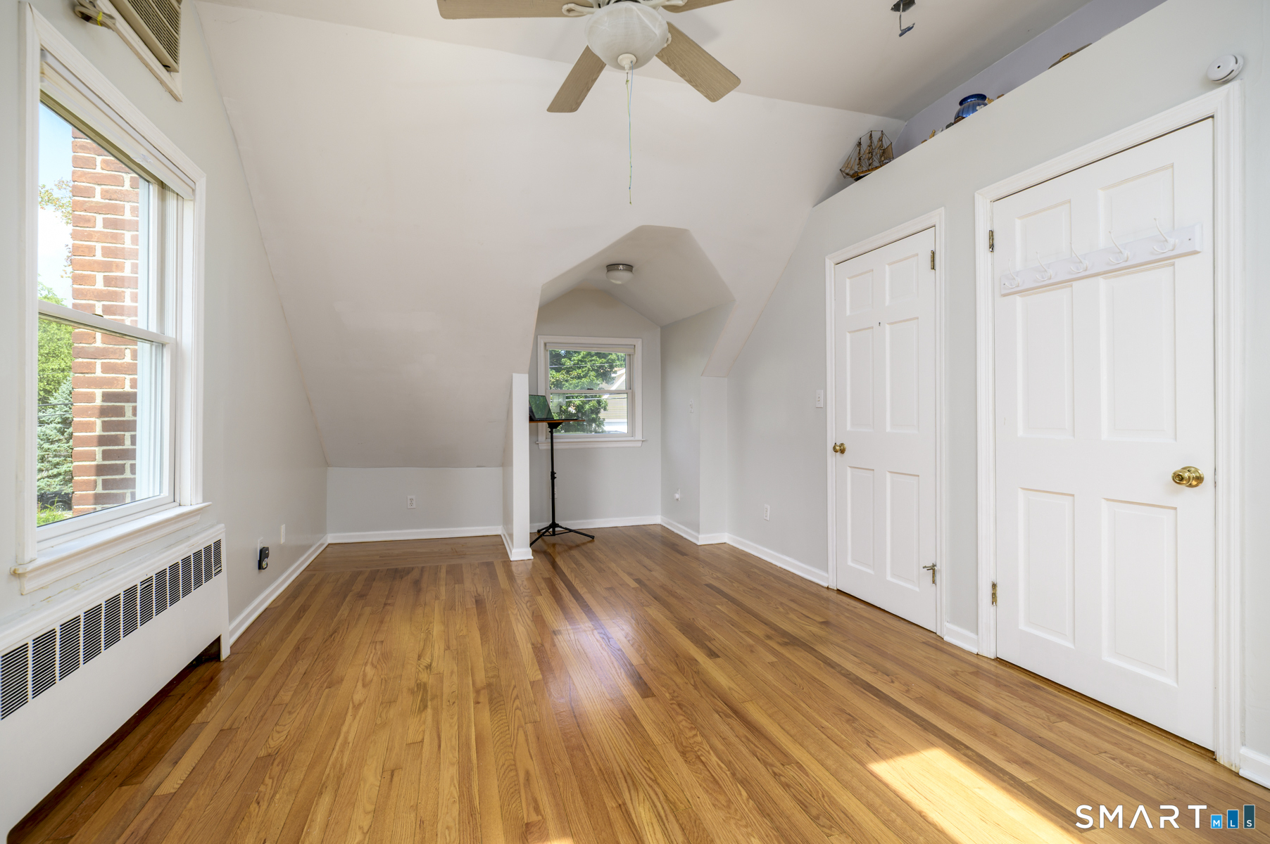 271 Soundview Avenue Property Photo 24