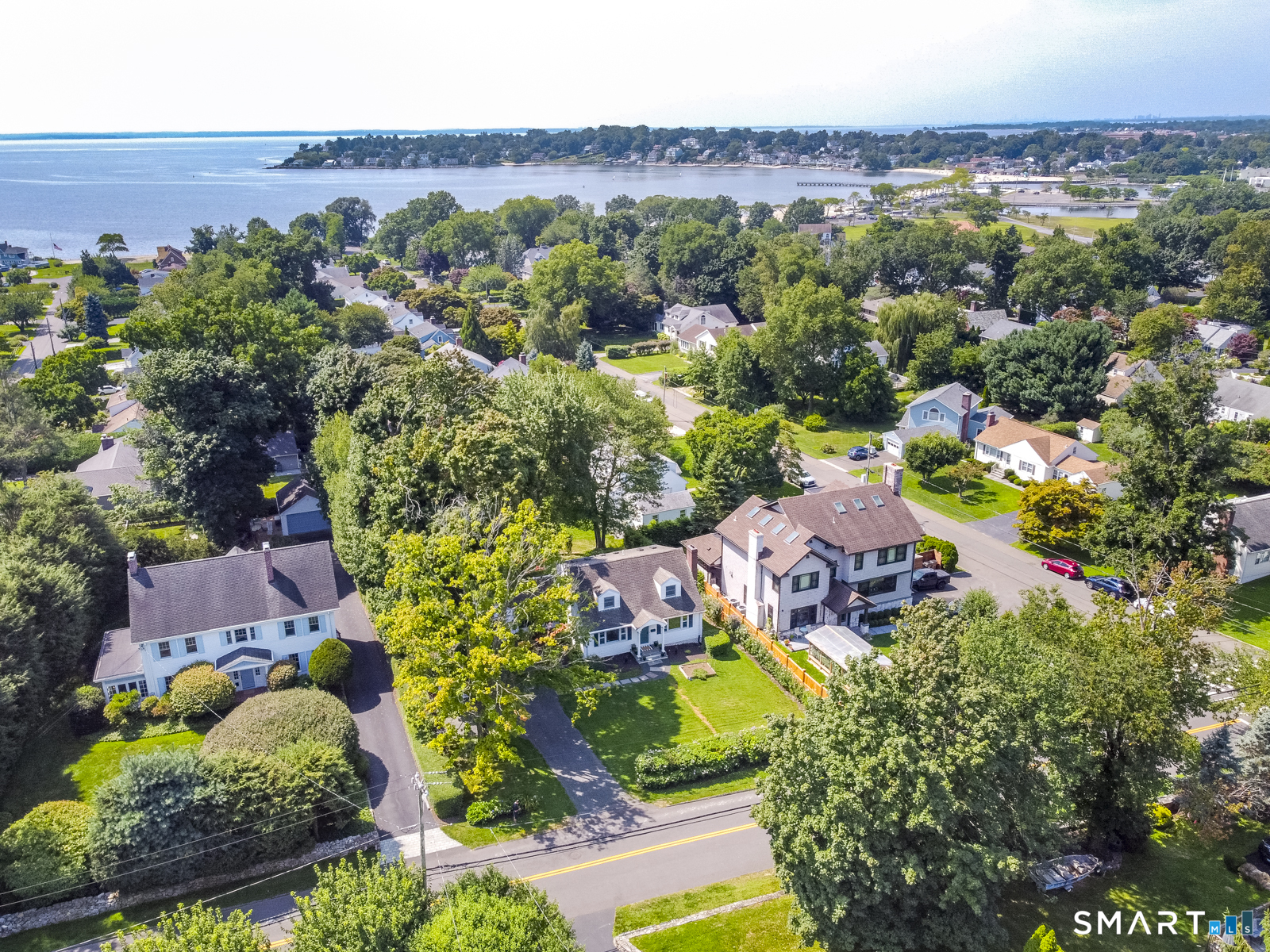 271 Soundview Avenue Property Photo 36