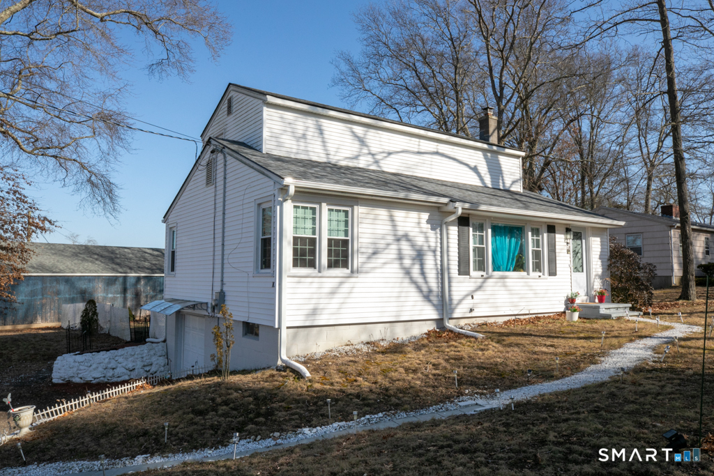 10 Beach Park Road