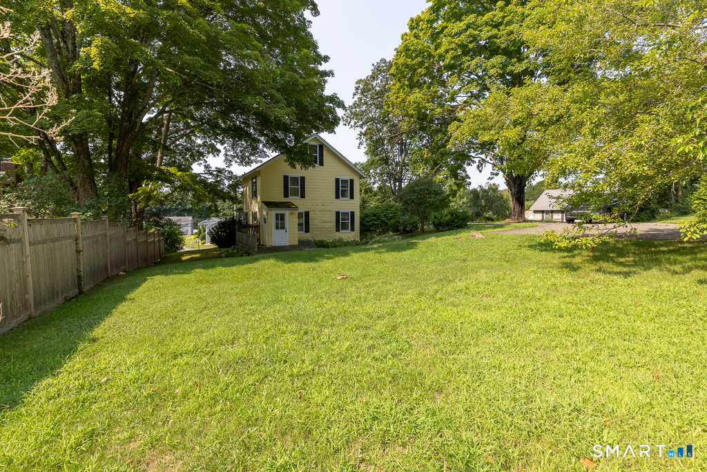 49 Essex Street Property Photo 28