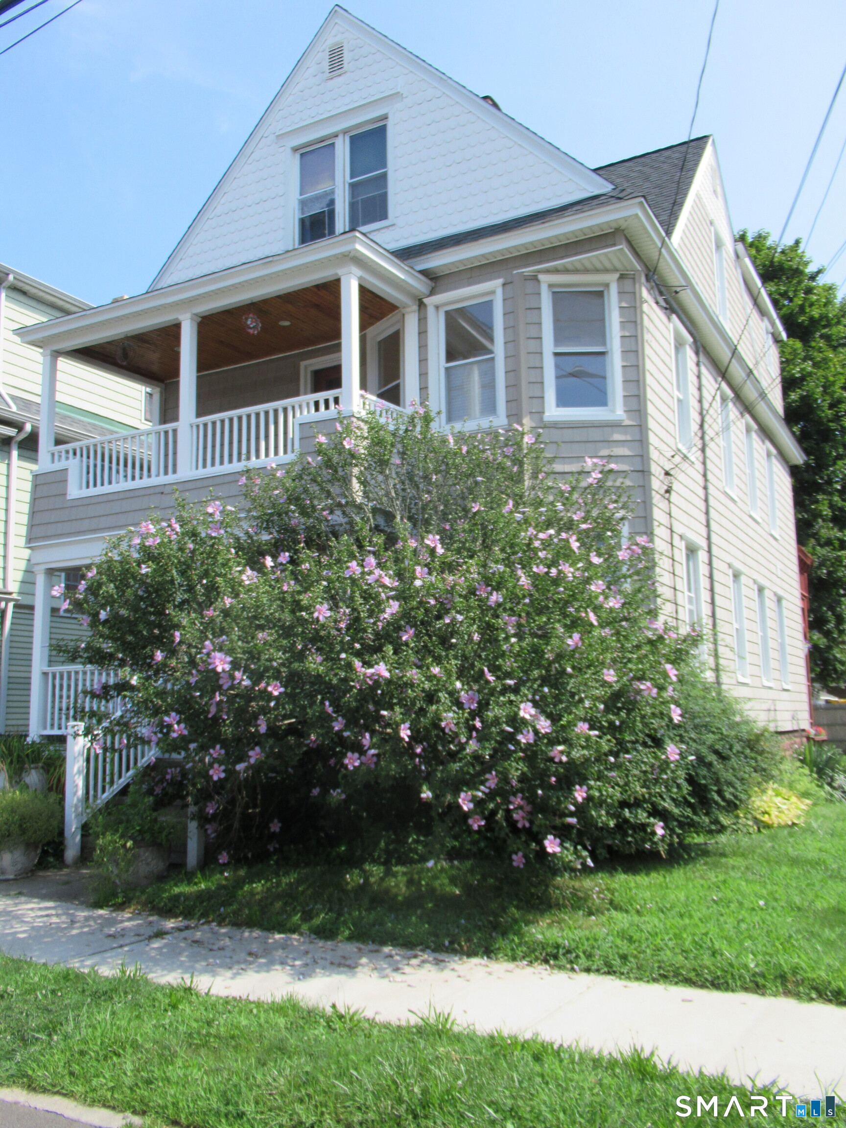 112 Bennett 1st Floor Street Property Photo 1