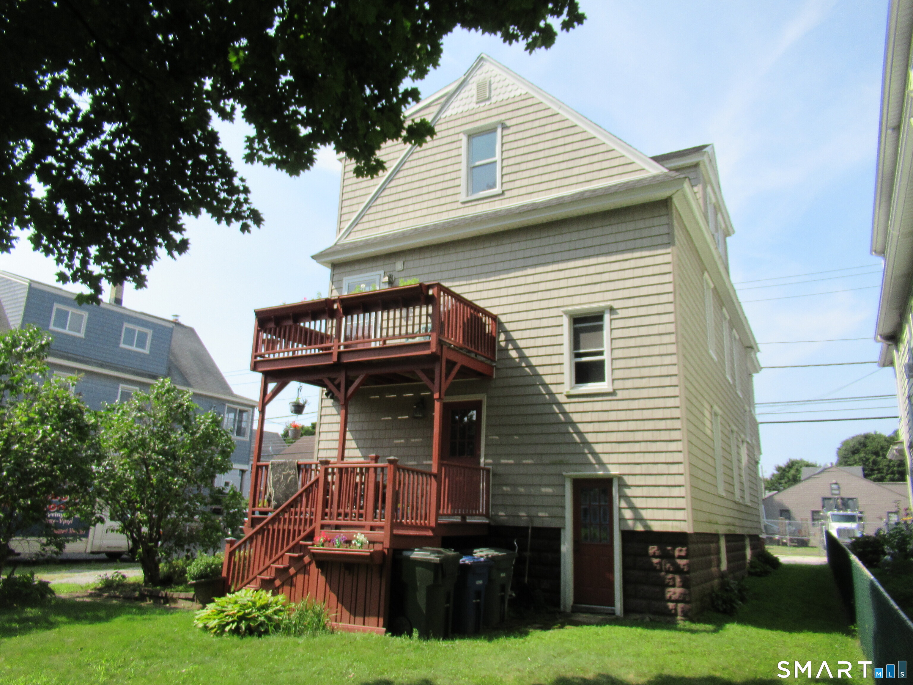 112 Bennett 1st Floor Street Property Photo 7